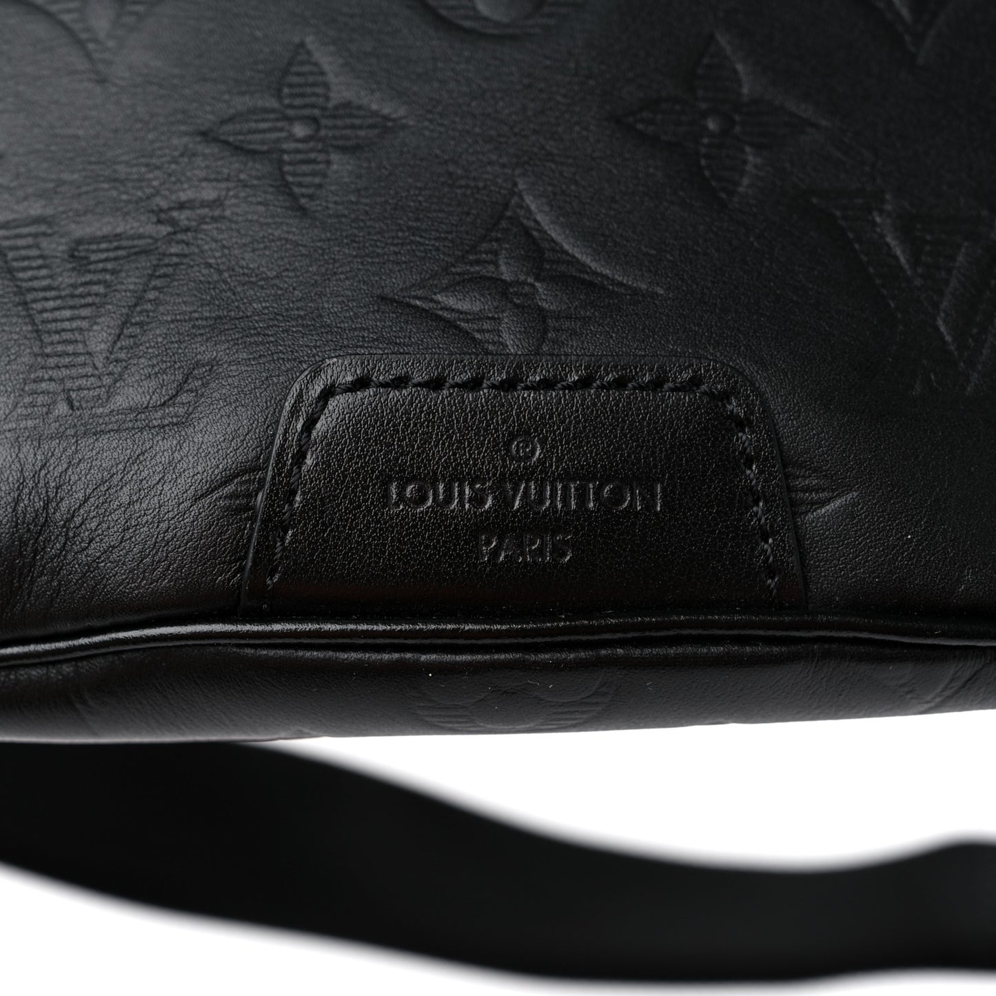 Calfskin Monogram Shadow Discovery Bumbag Black