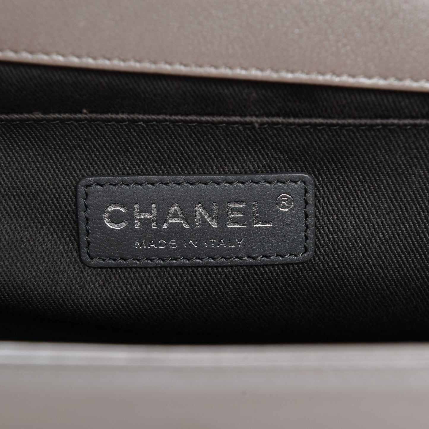 Metallic Calfskin Medium Boy Flap Light Pink