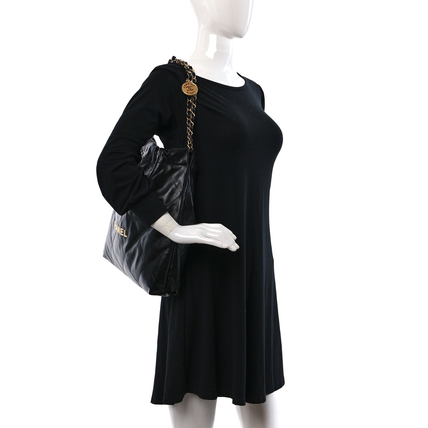Calfskin Quilted Chanel 22 Black