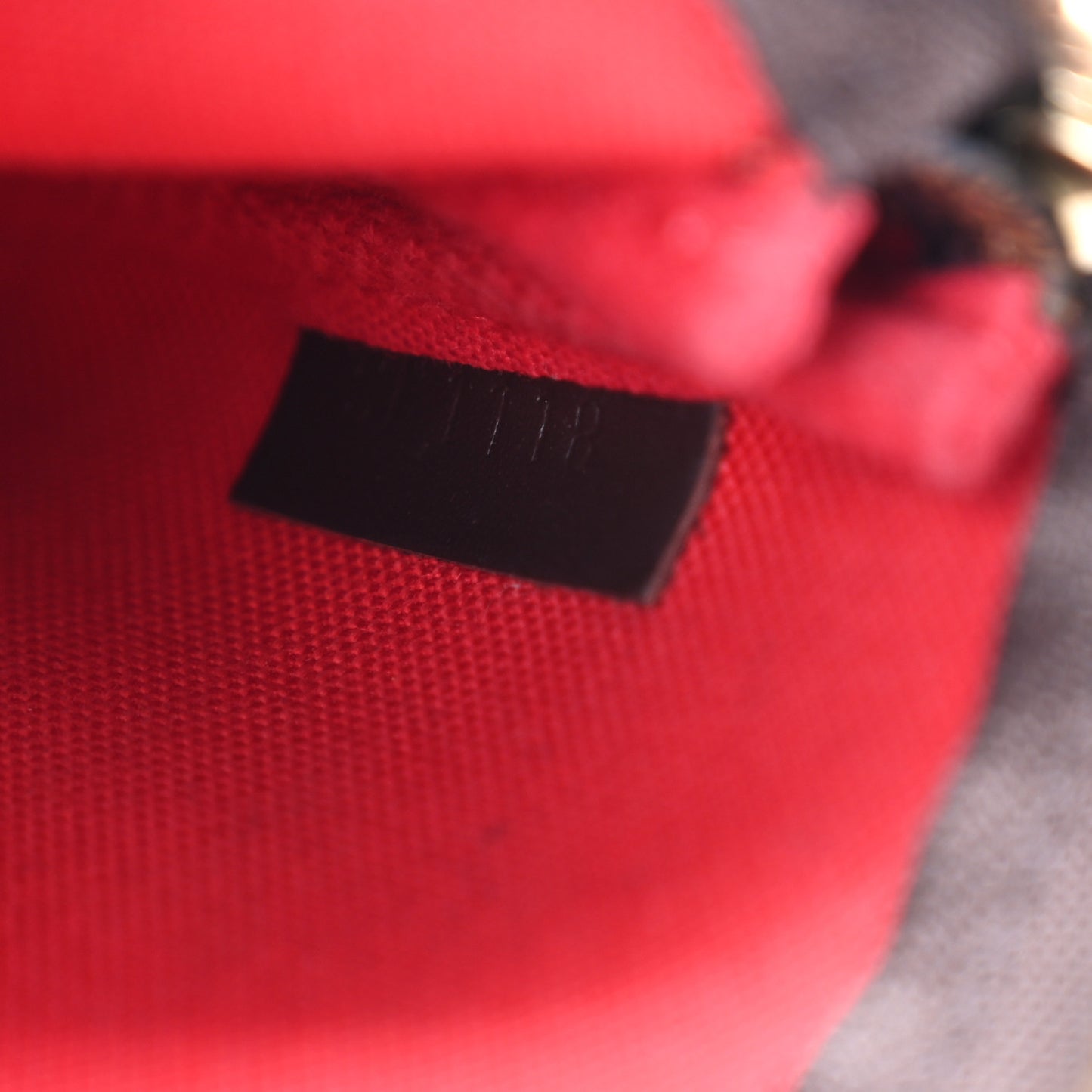 Damier Ebene Mini Pochette Accessories