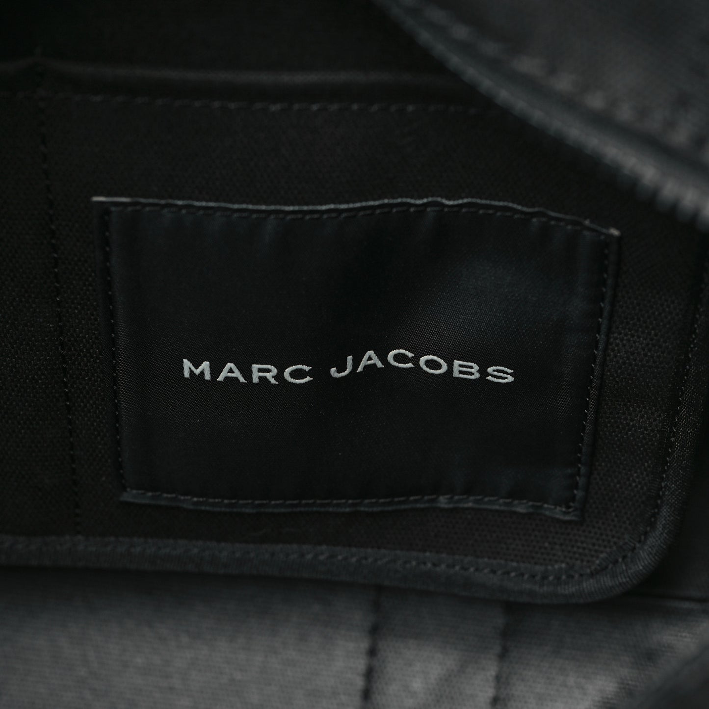 Cotton Canvas Medium The Traveler Tote Bag Black