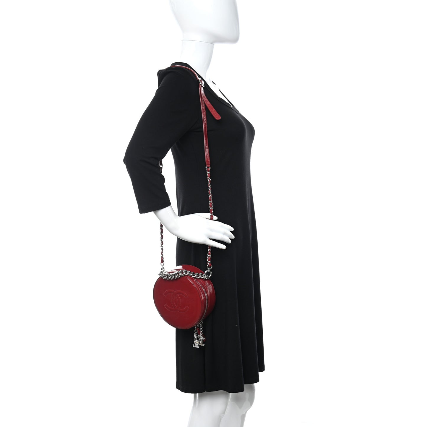 Patent Round As Earth Evening Bag Red