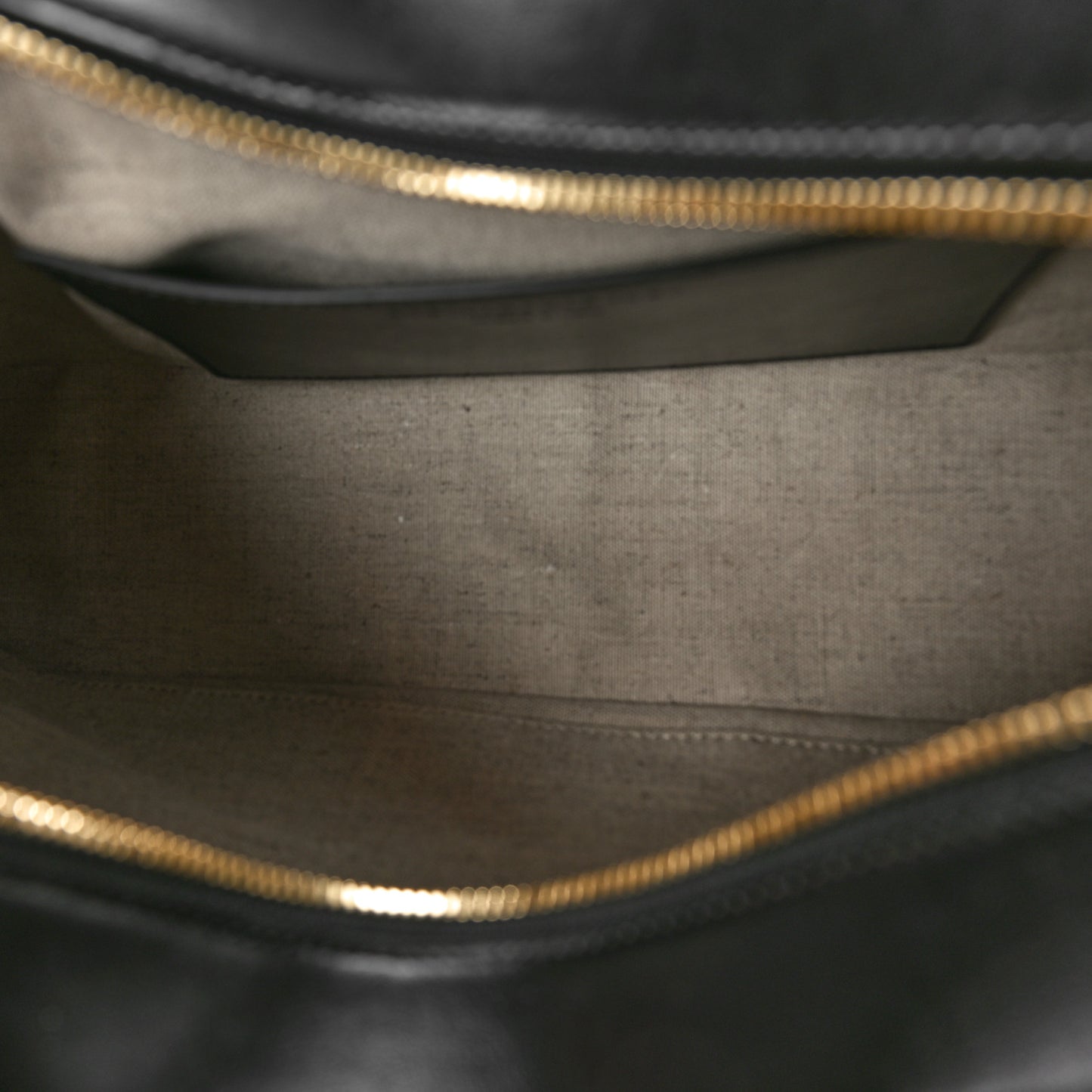 Eco Grainy Alter Mat Ryder Shoulder Bag Black