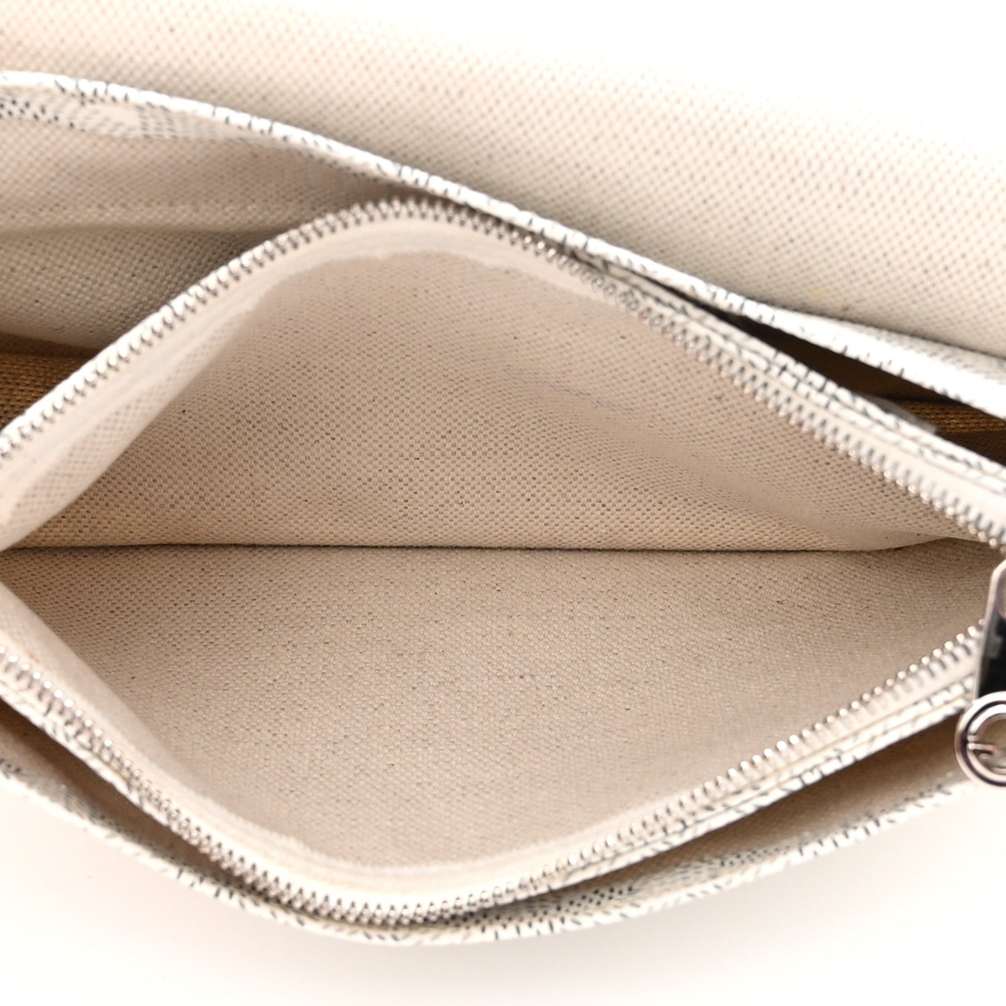 Goyardine Plumet Wallet Clutch White