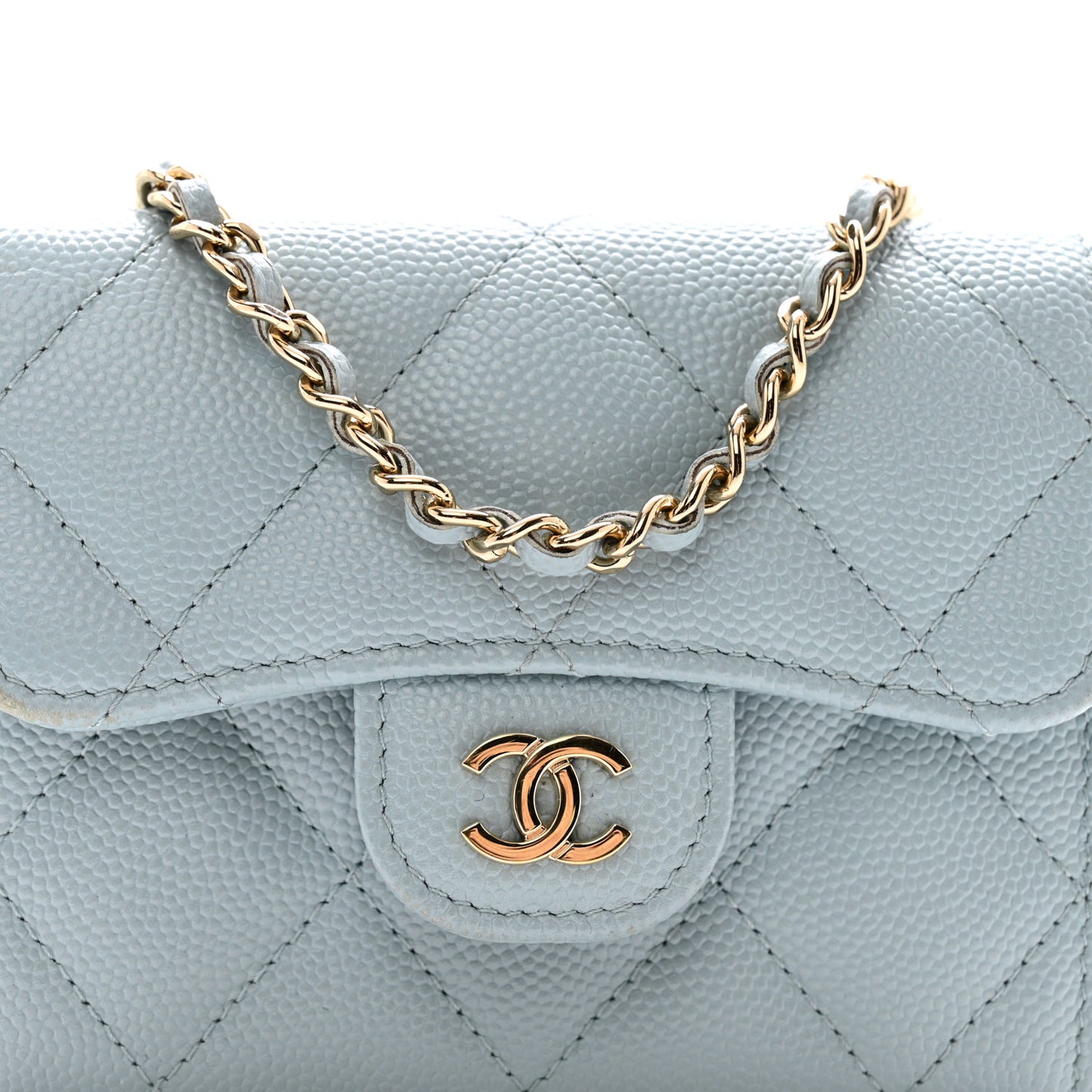 Caviar Quilted Flap Card Holder On Chain Light Blue