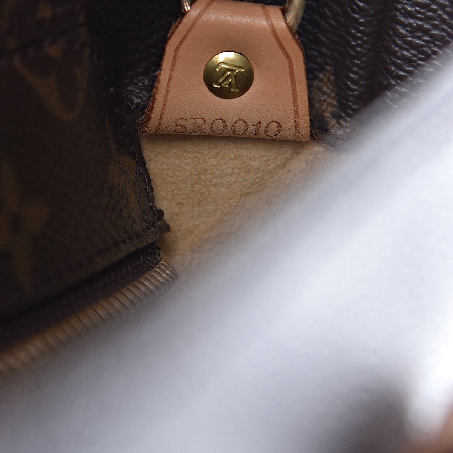 Monogram Luco