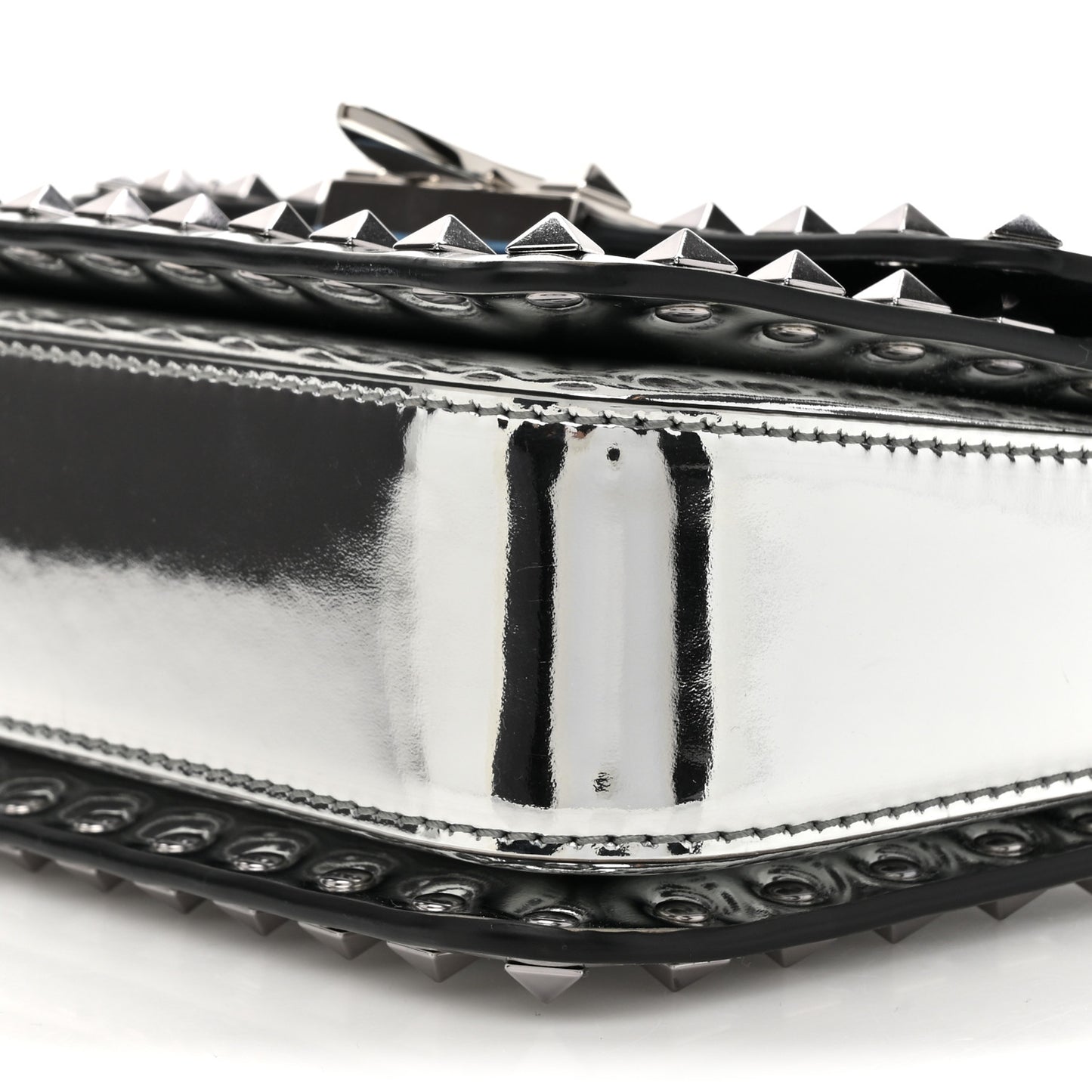 Mirror Calfskin Small Rockstud23 Shoulder Bag Silver