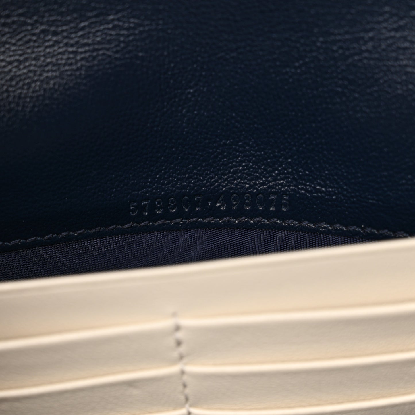Vintage Effect Calfskin Matelasse Diagonal Torchon GG Marmont Chain Wallet Mystic White Blue Agata