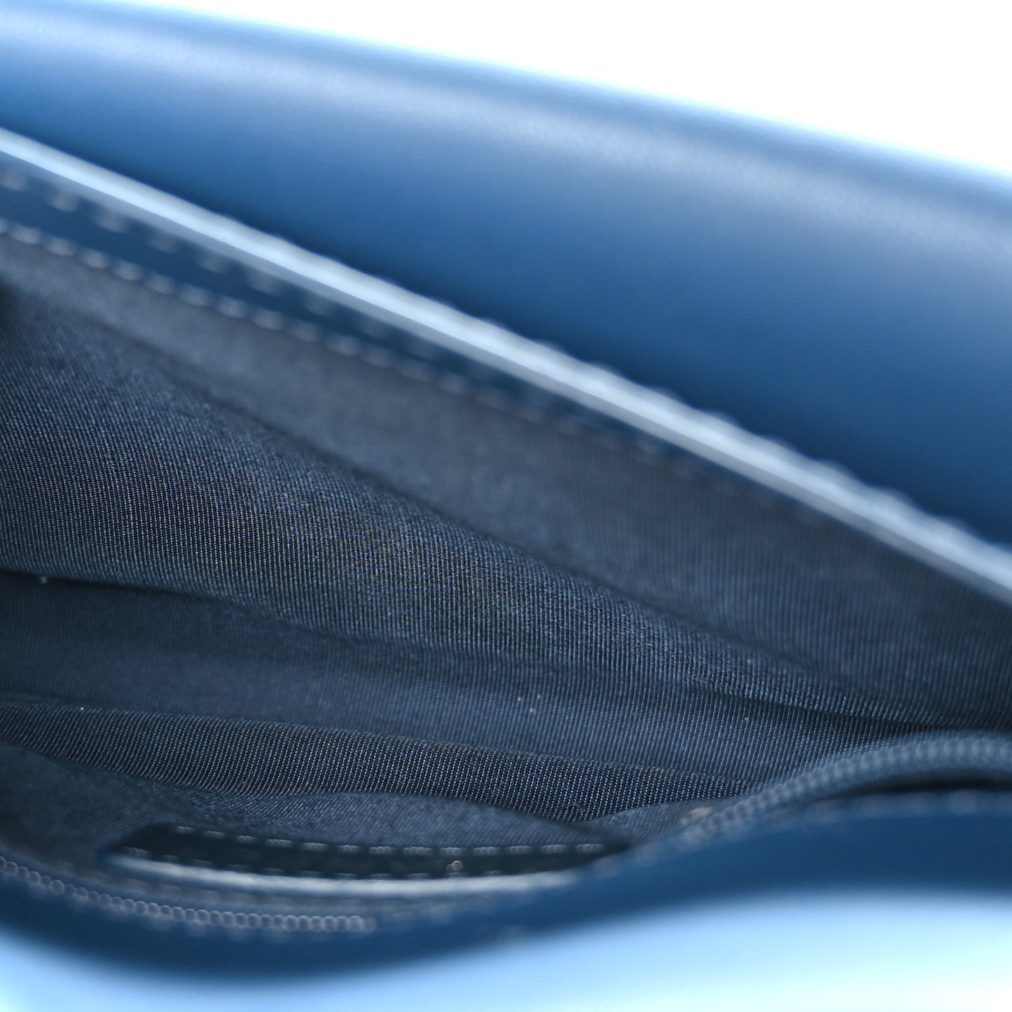 Lambskin Quilted Small Natural CC Flap Navy