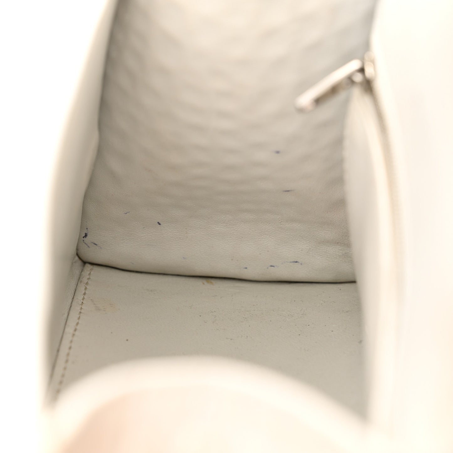 Calfskin Crocodile Embossed Small Hourglass Top Handle Bag White