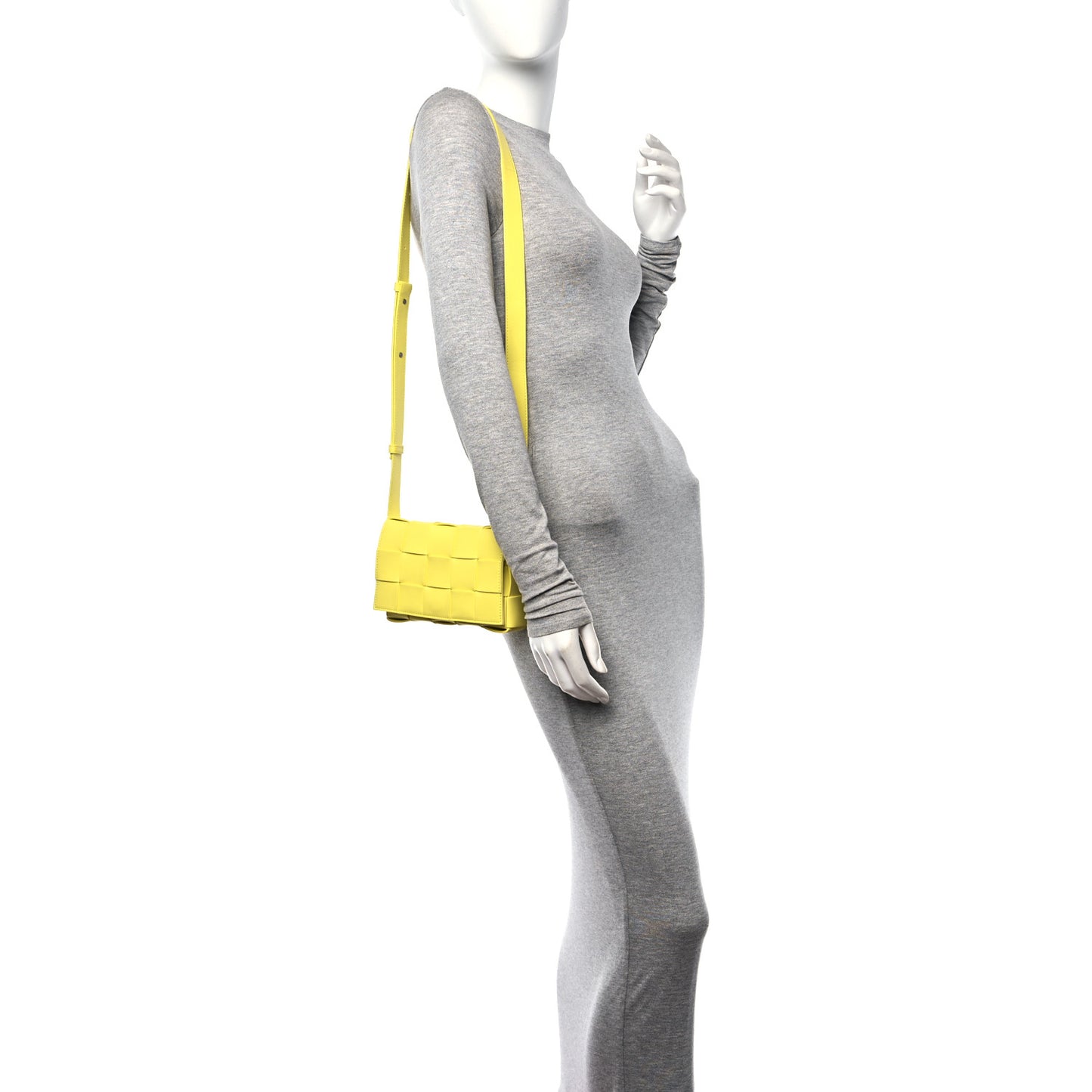 Lambskin Maxi Intreccio Small Cassette Crossbody Bag Sherbert