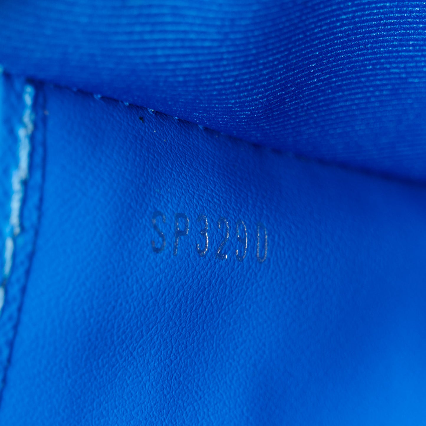 Monogram Clouds Pochette Voyage MM A4 Blue