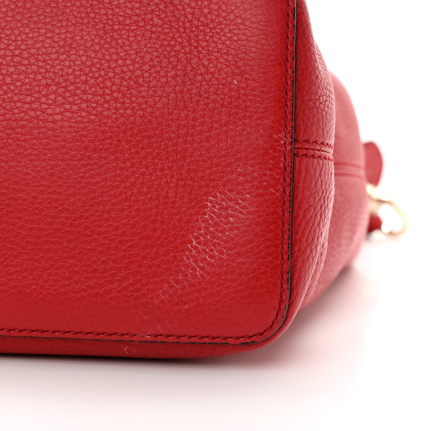 Pebbled Calfskin Large Soho Hobo Tabasco Red
