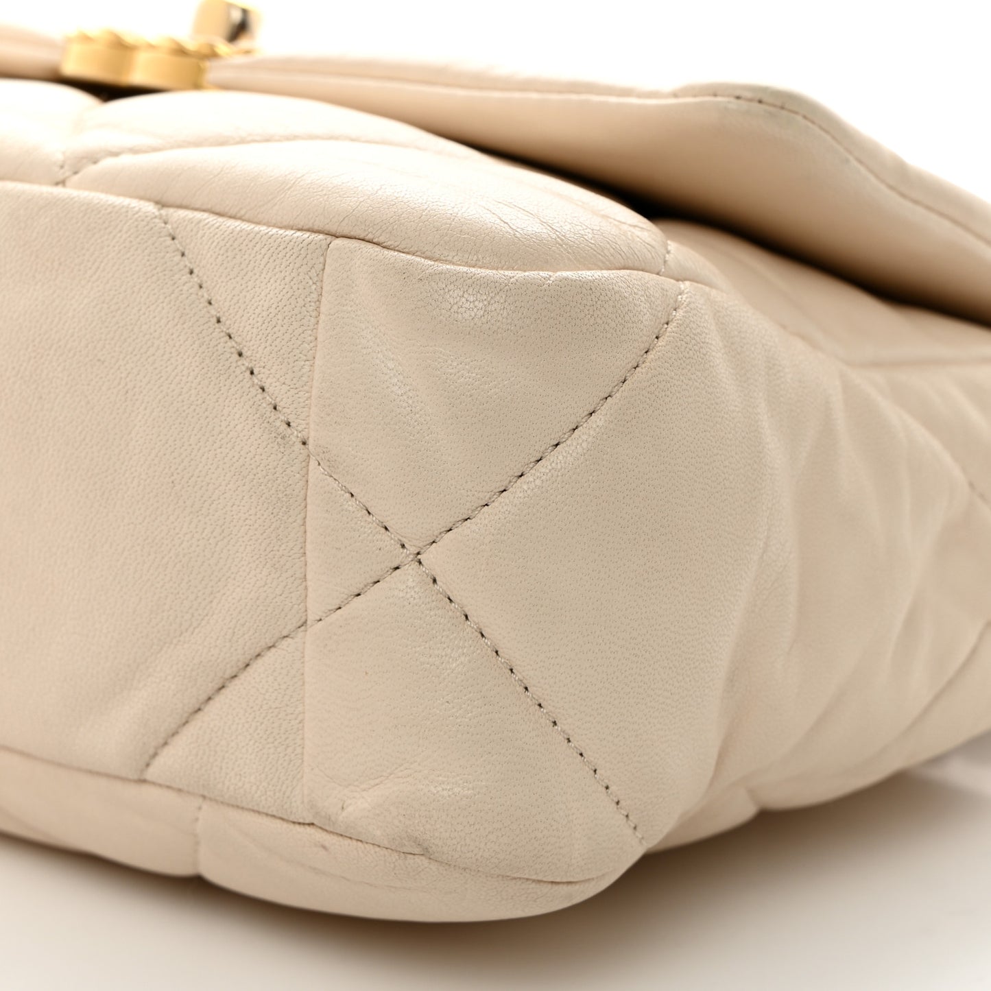 Lambskin Quilted Medium Chanel 19 Flap Beige