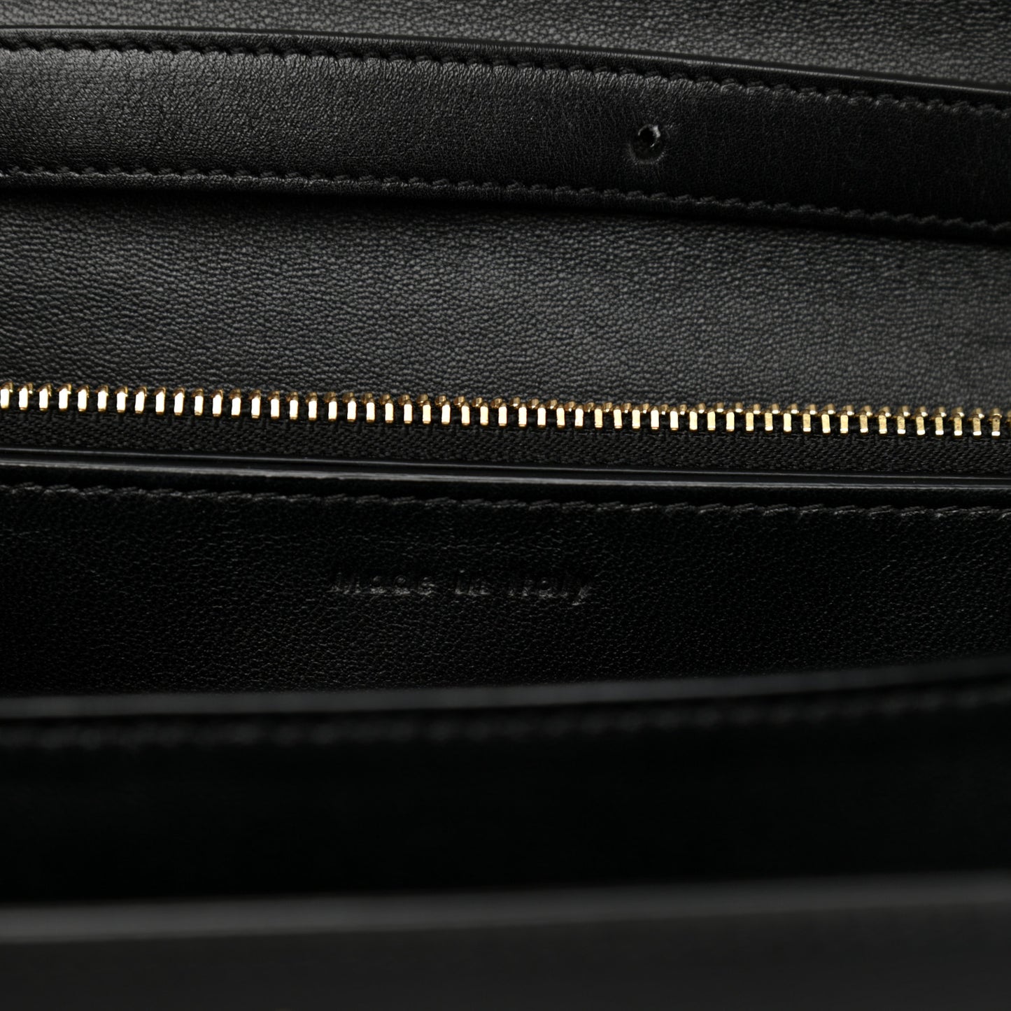 Box Medium Classic Box Flap Bag Black