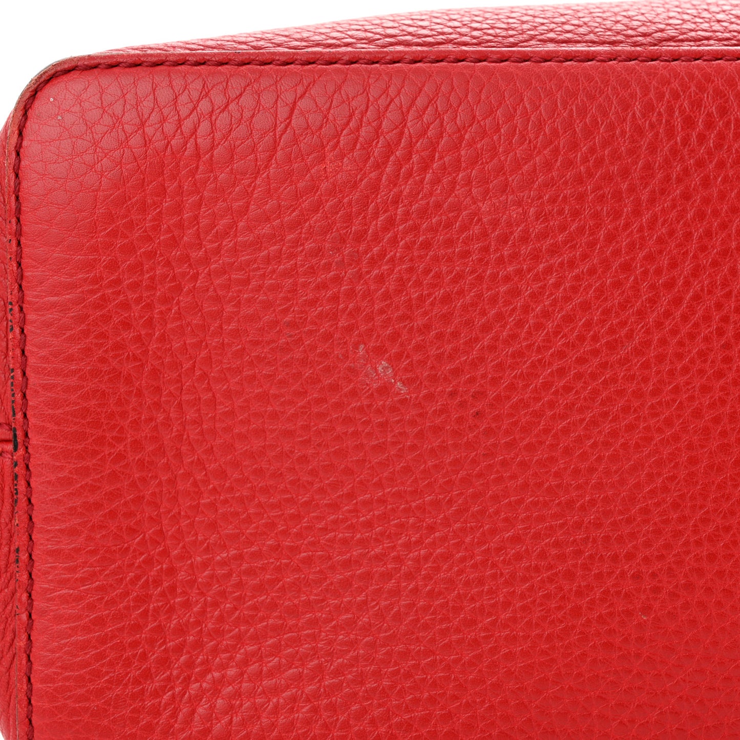 Pebbled Calfskin Large Soho Hobo Tabasco Red