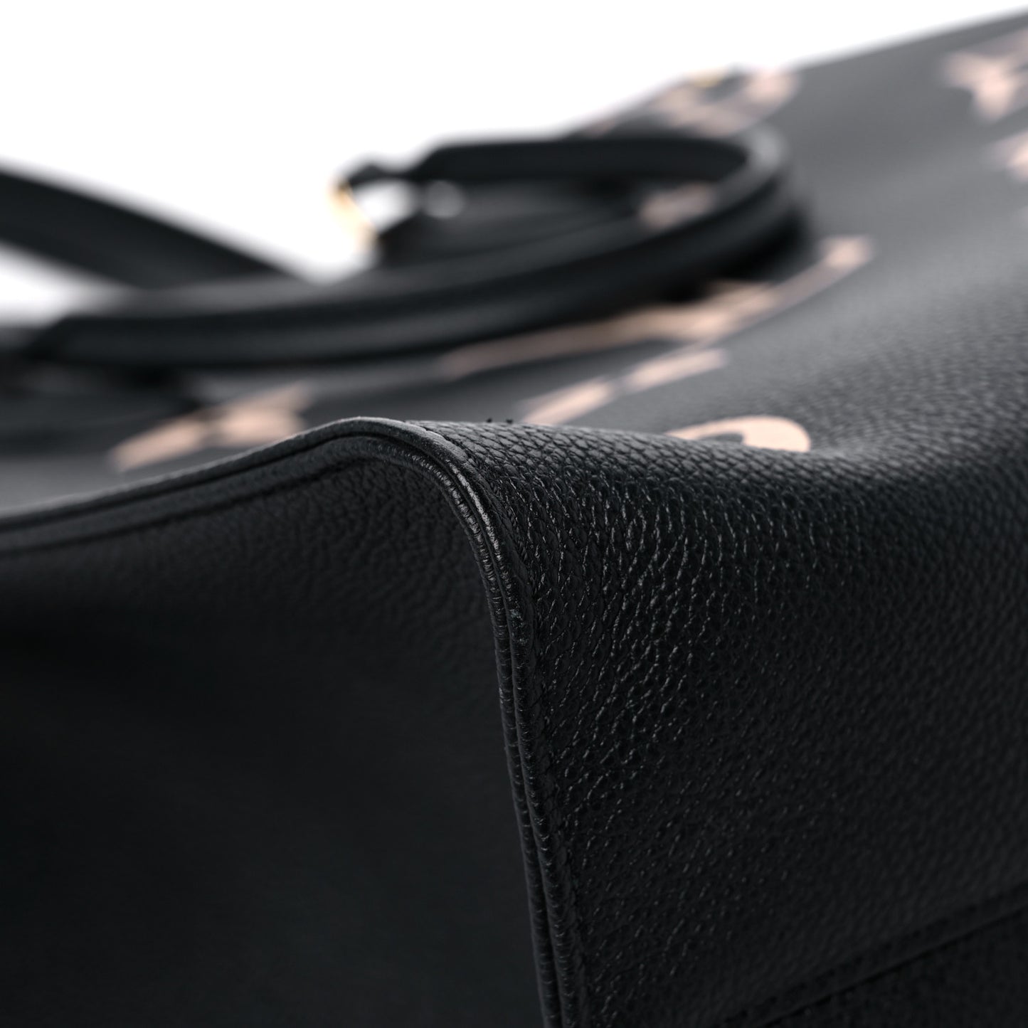 Empreinte Monogram Giant Onthego MM Black Beige
