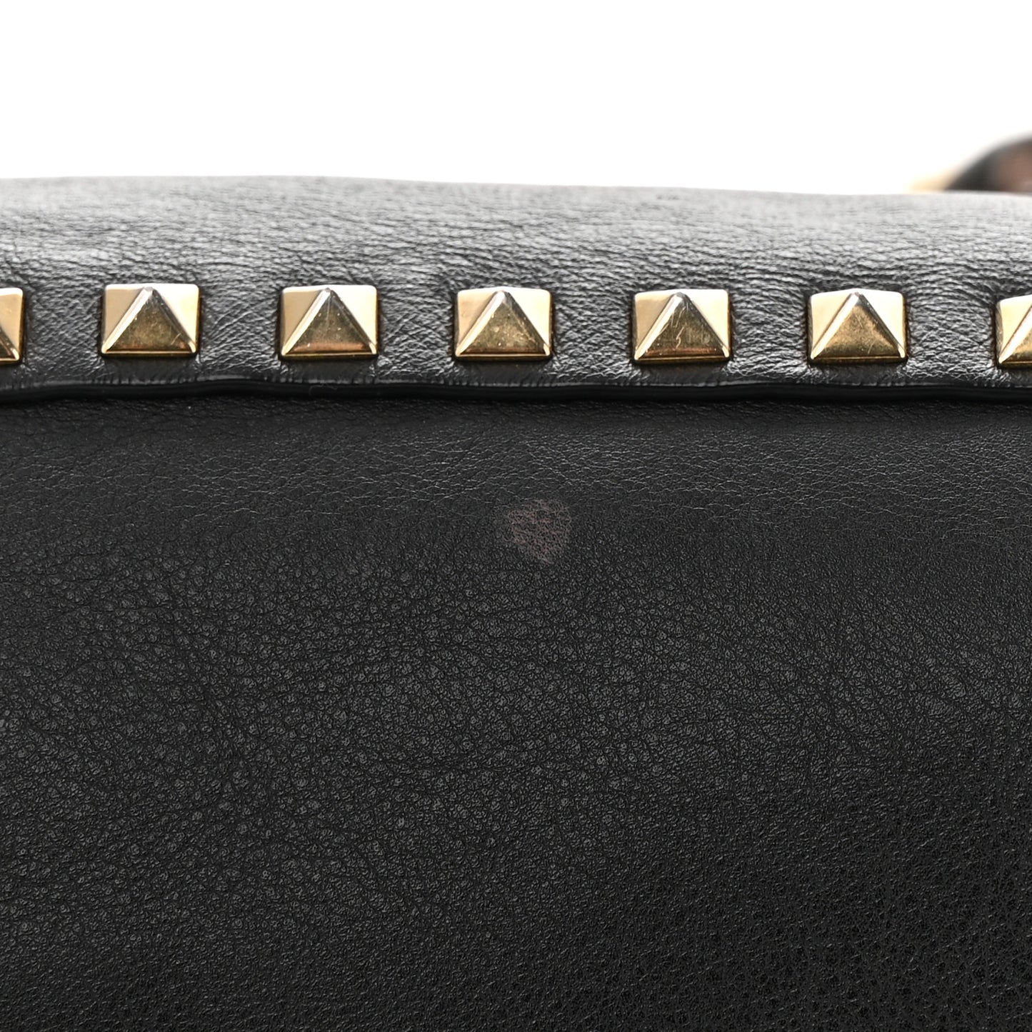 Vitello Medium Rockstud Tote Black