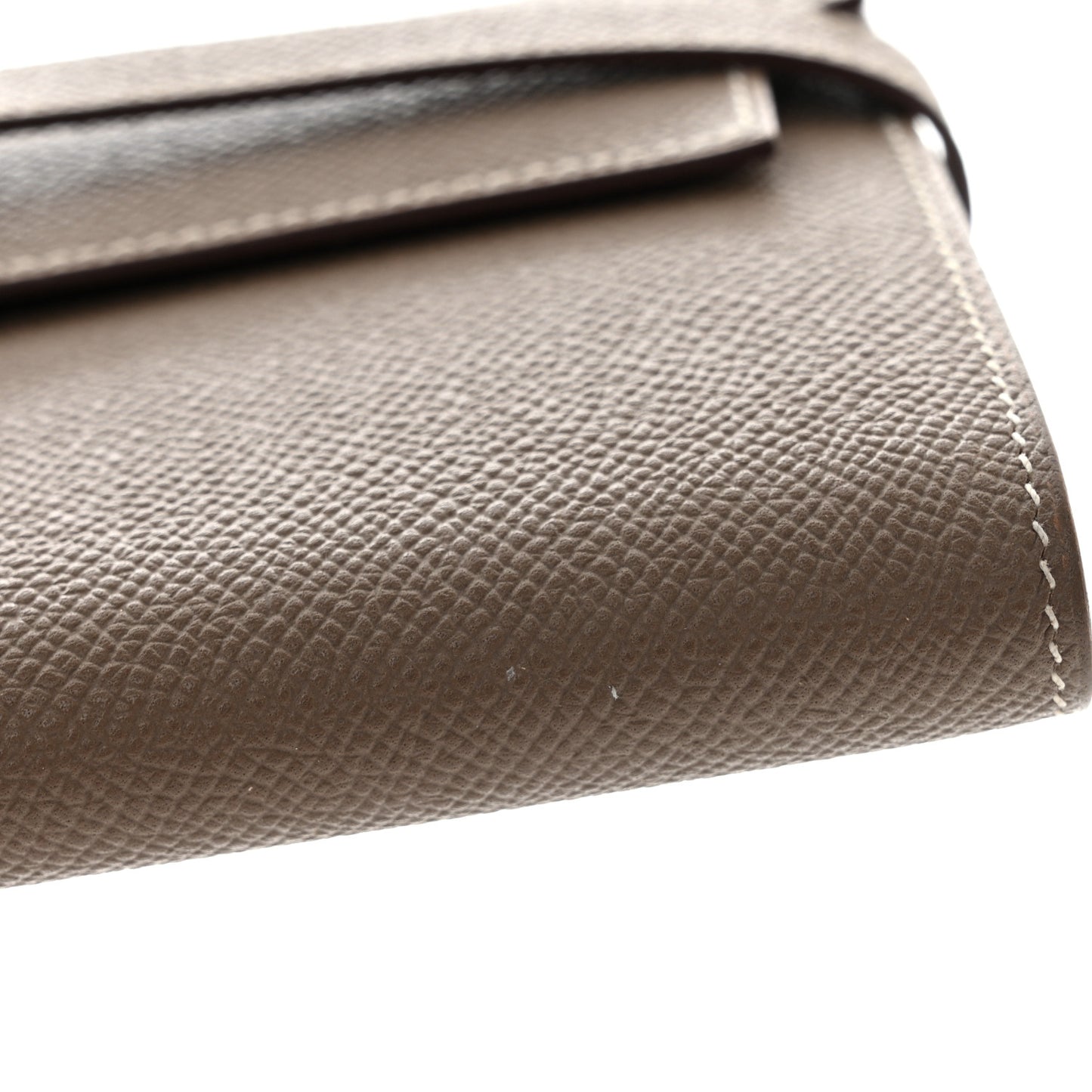 Epsom Kelly Longue Wallet Etoupe