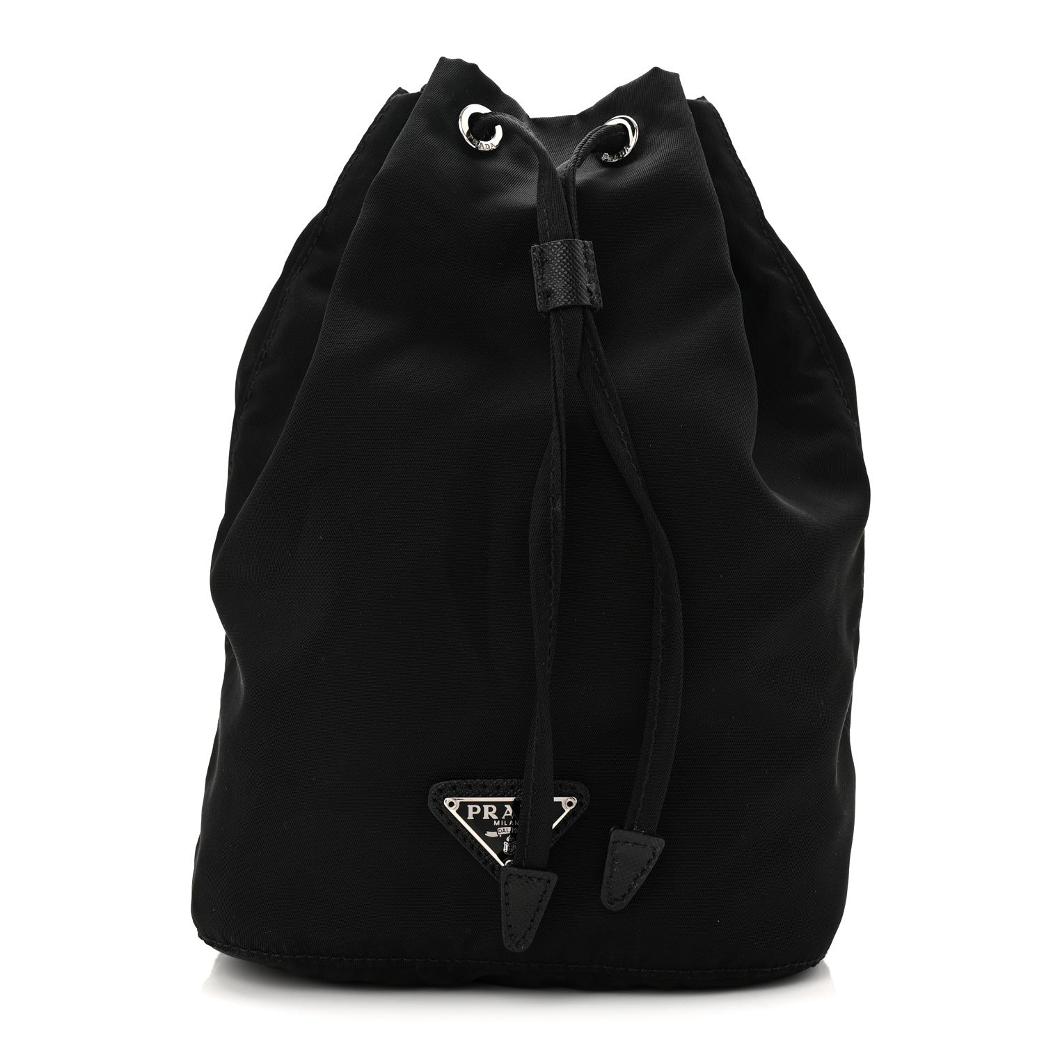 PRADA プラダ ブラック ナイロン ポーチ 1N0021 VELA NERO Prada Nylon Vela Drawstring Pouch Black 1824379 – FASHIONPHILE
