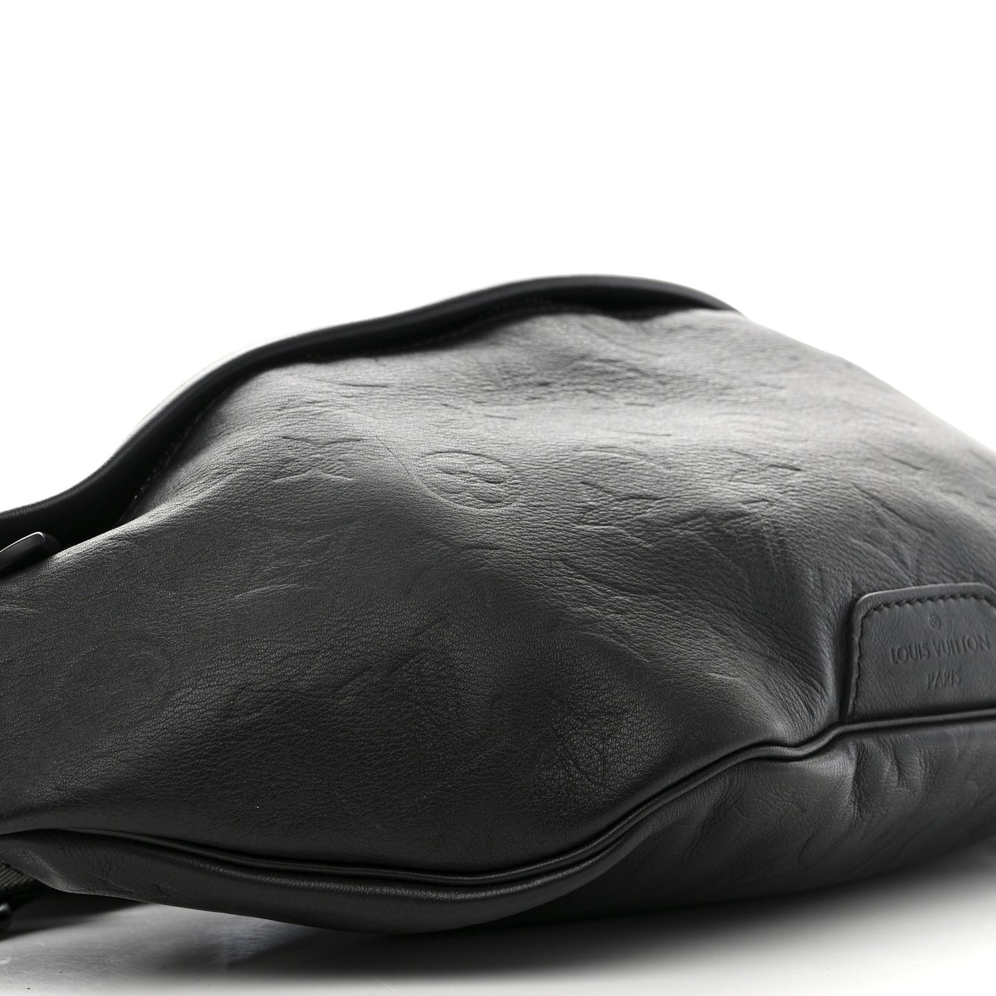 Calfskin Monogram Shadow Discovery Bumbag Black