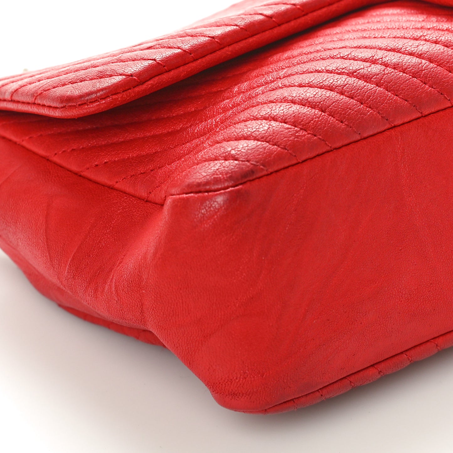 Calfskin Surpique Chevron Medium Flap Red