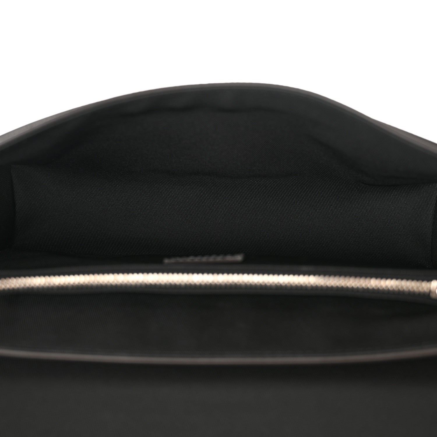 Louis Vuitton Taiga New Flap Messenger Gris 5 of 10