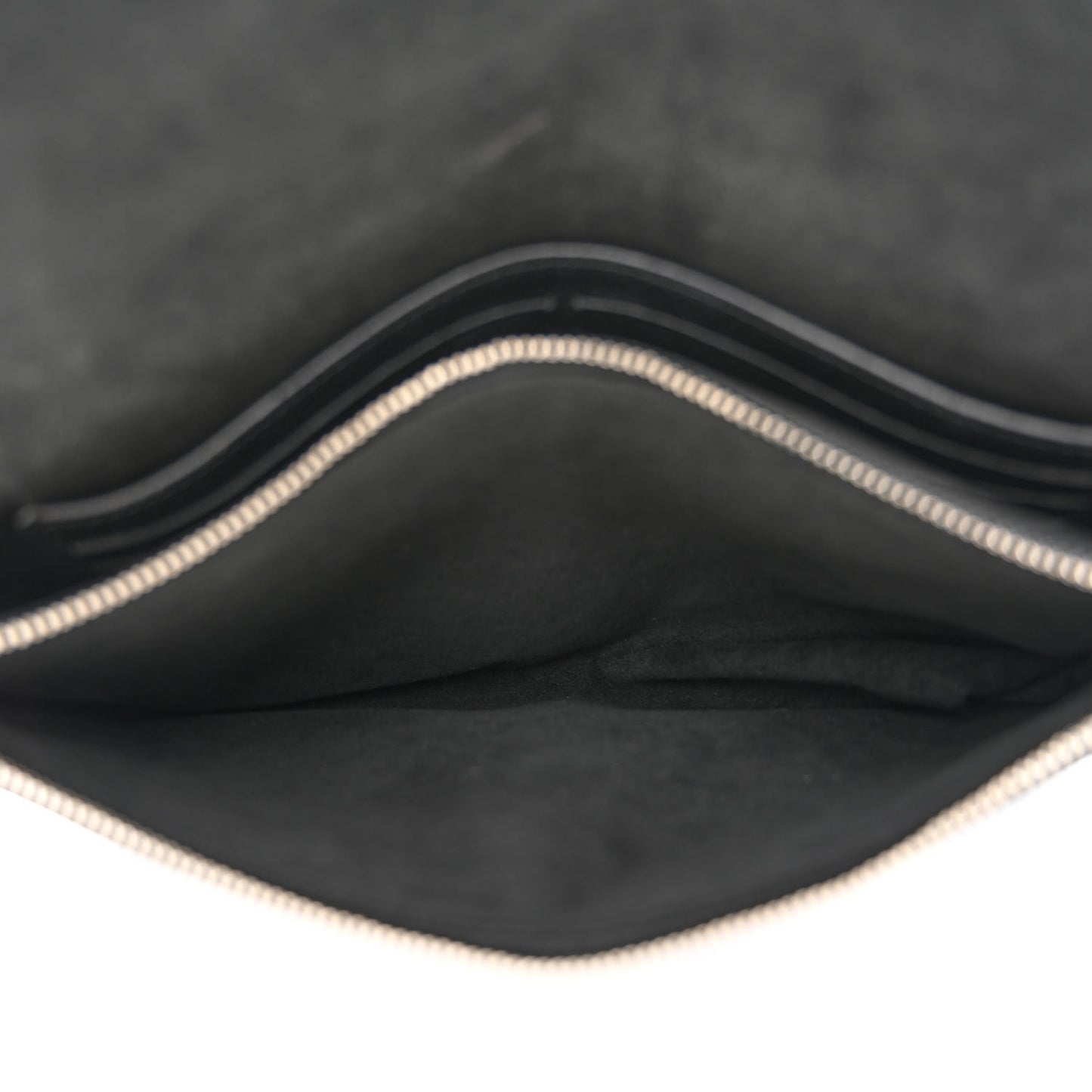 Soft Calfskin My Lockme Pochette Black