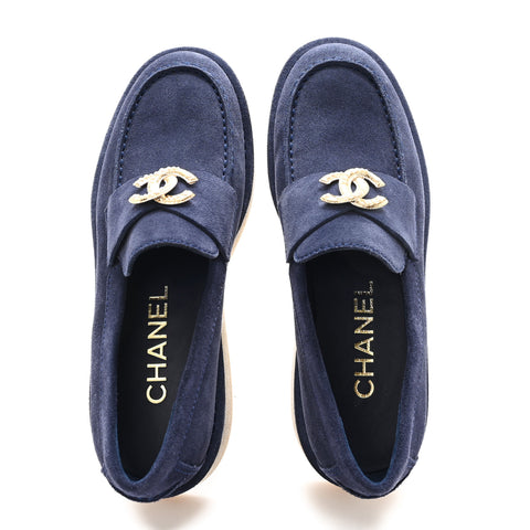 Suede Calfskin Pearl CC Moccasin Loafers 37 Navy