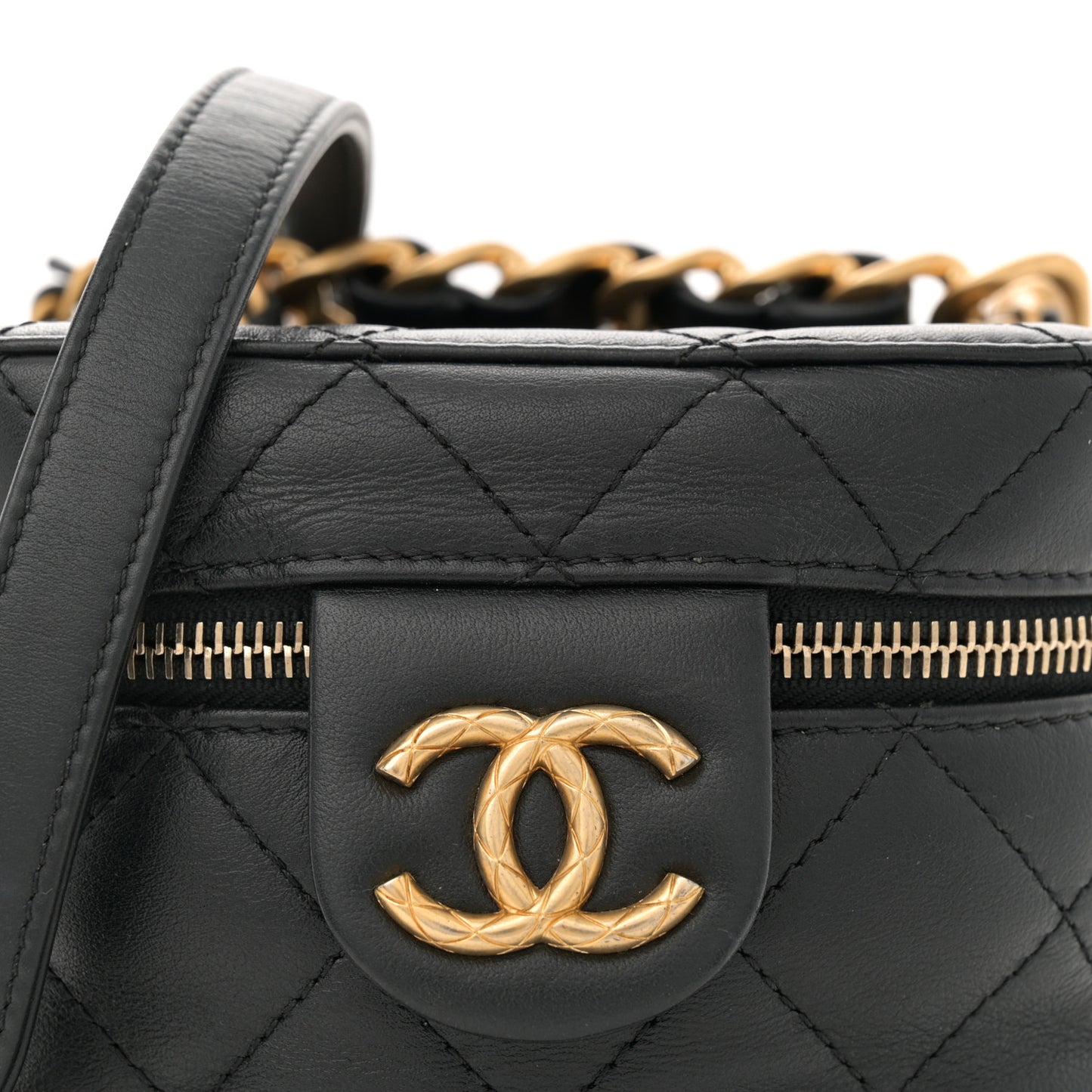 Calfskin Quilted Small Vanity Case With Chain Black