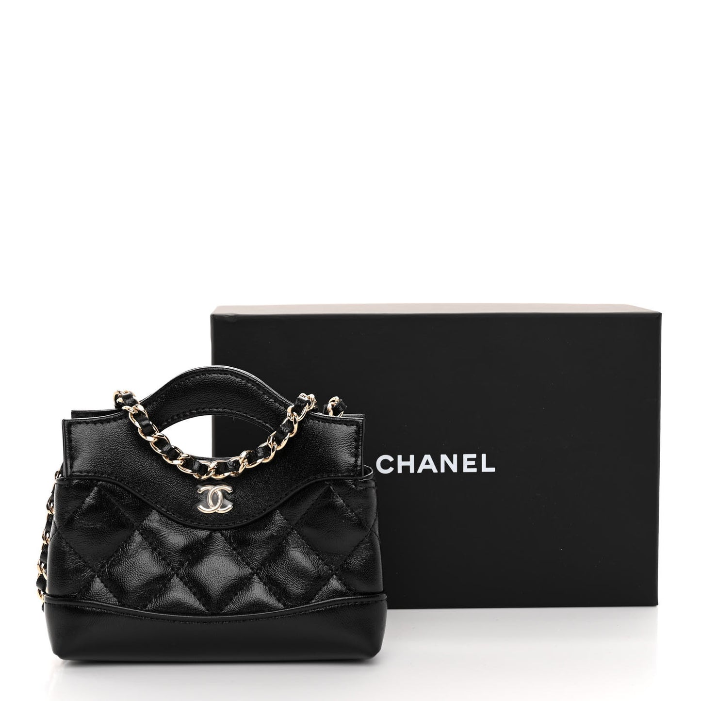 Shiny Lambskin Quilted Micro 31 Clutch With Chain Black