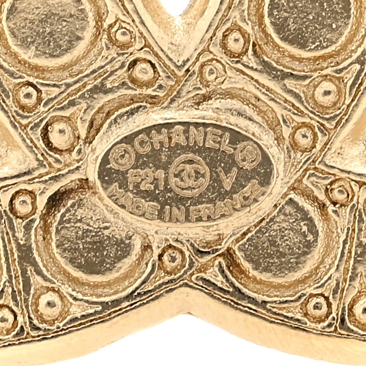 Chanel Metal Crystal Graduated Pearl CC Brooch Gold 3 of 3