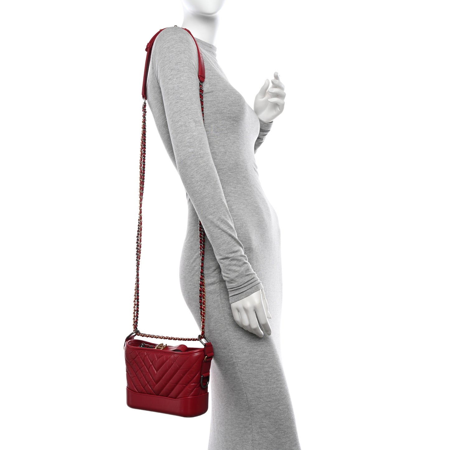 Aged Calfskin Chevron Quilted Small Gabrielle Hobo Red