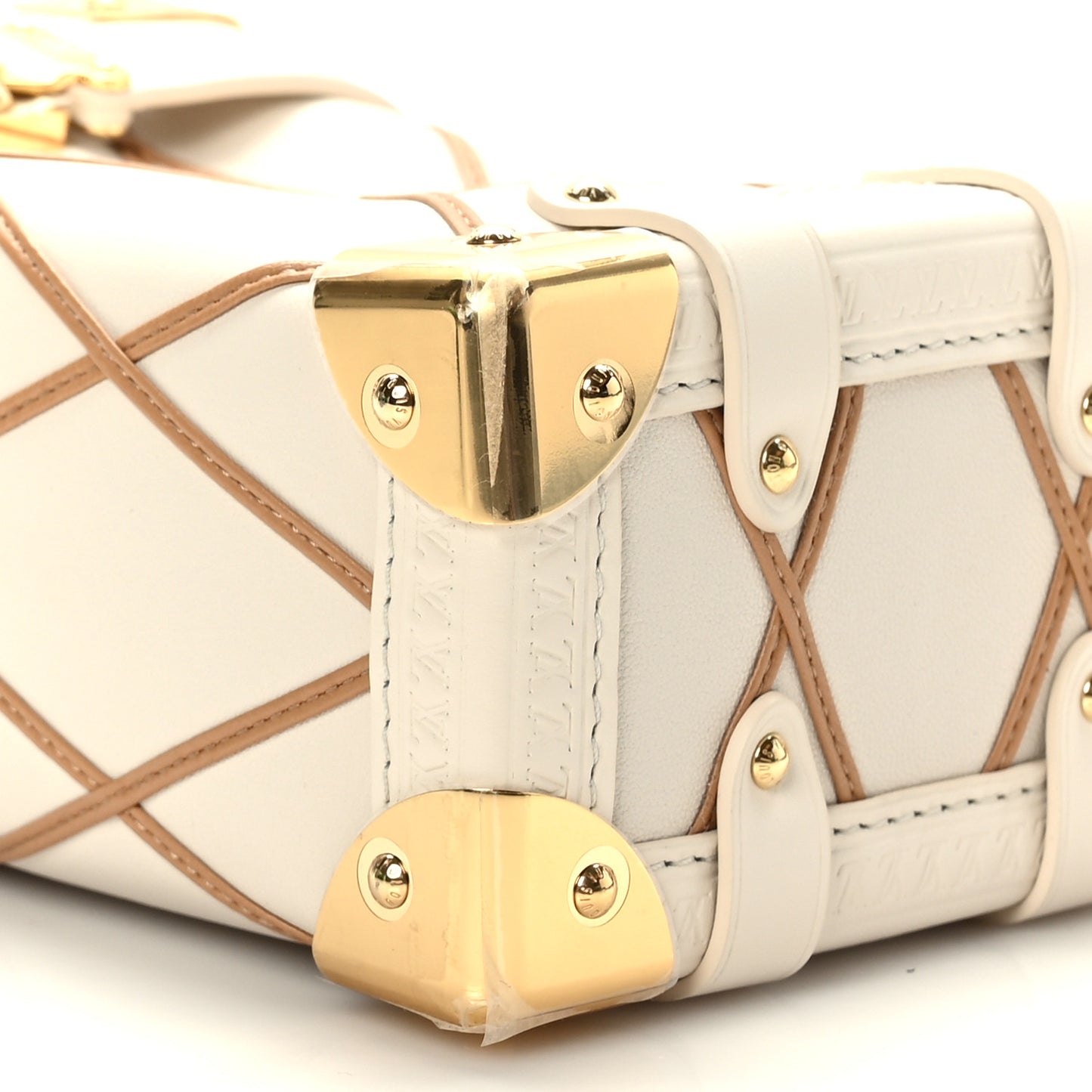 Lambskin Malletage Side Trunk PM Creme Noisette