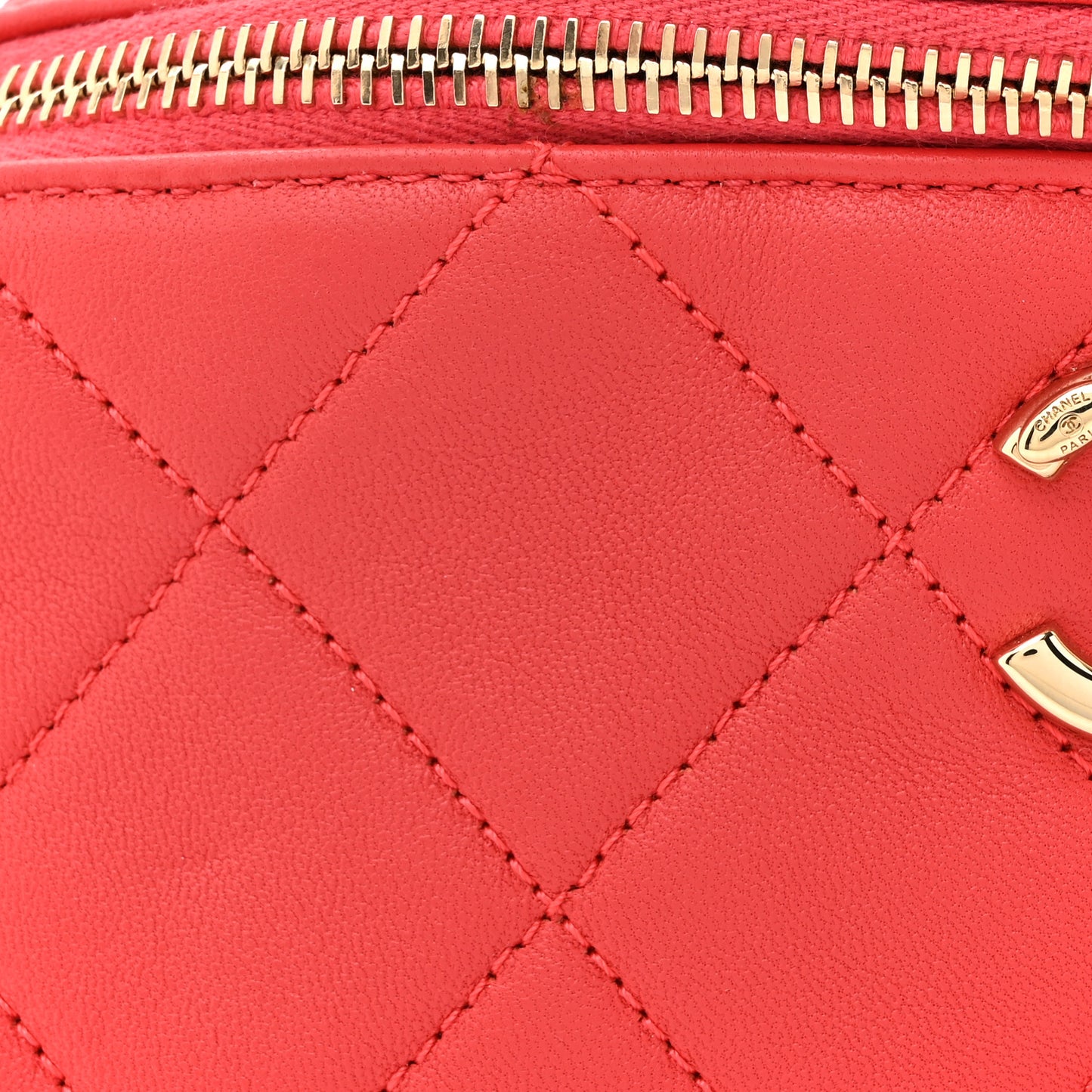 Lambskin Quilted Resin Bi-Color Waist Bag Fanny Pack Red