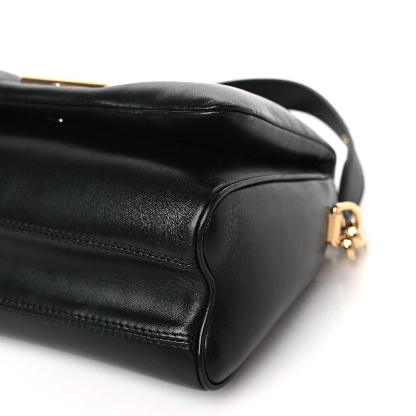 Shiny Lambskin Twist MM Black