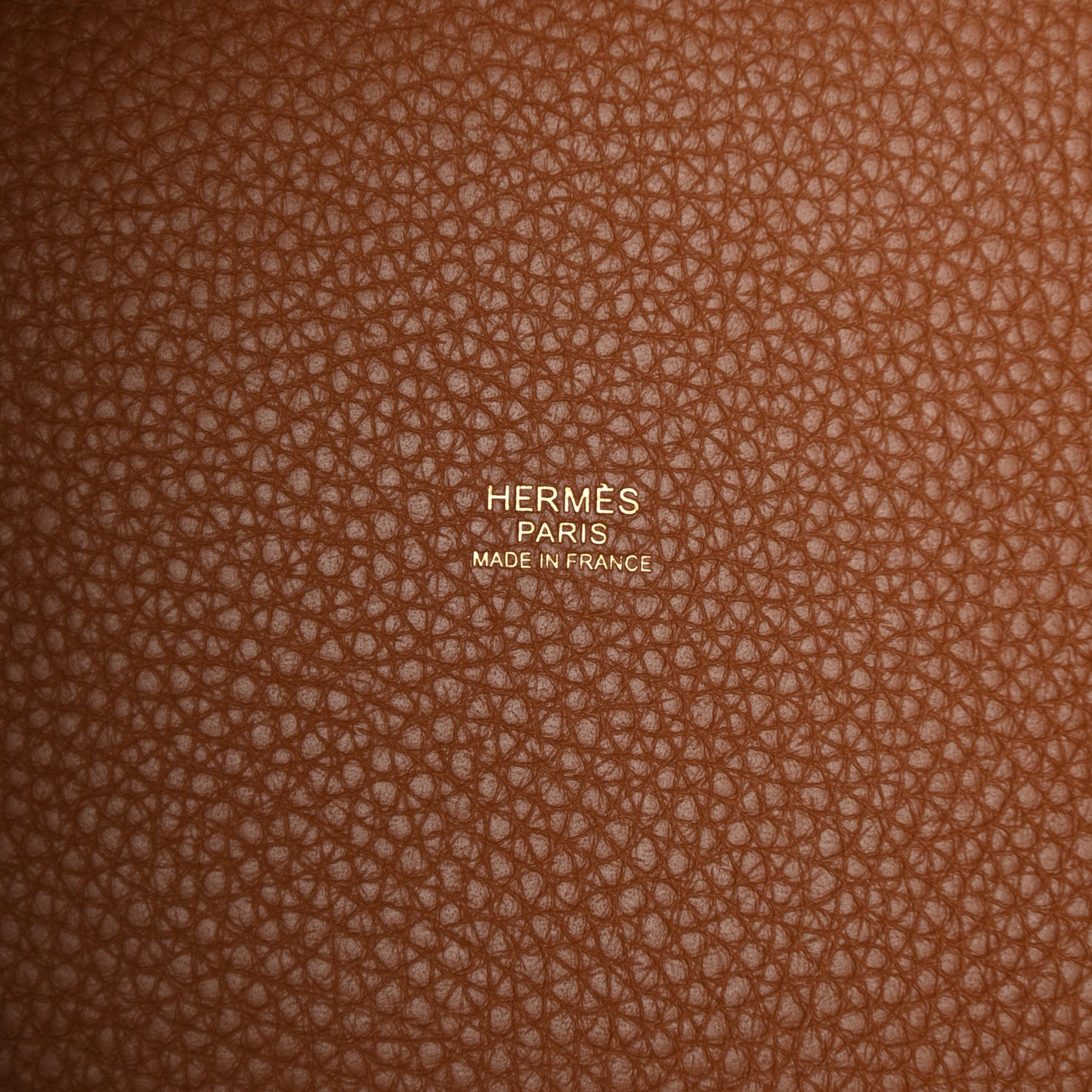 Taurillon Clemence Picotin Lock 18 PM Gold