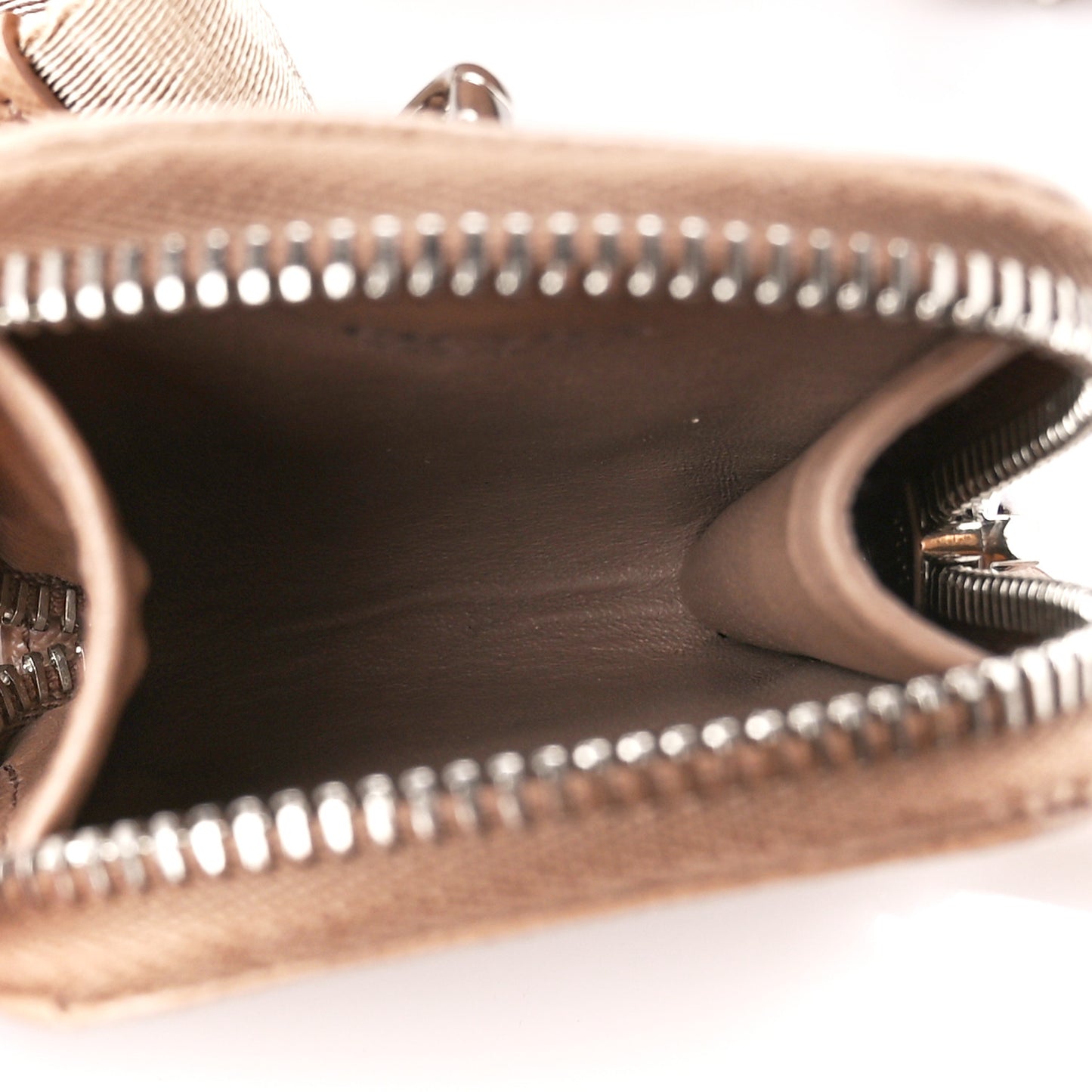 Saffiano Lux Re-Edition 2005 Top Handle Crossbody Bag Cammeo