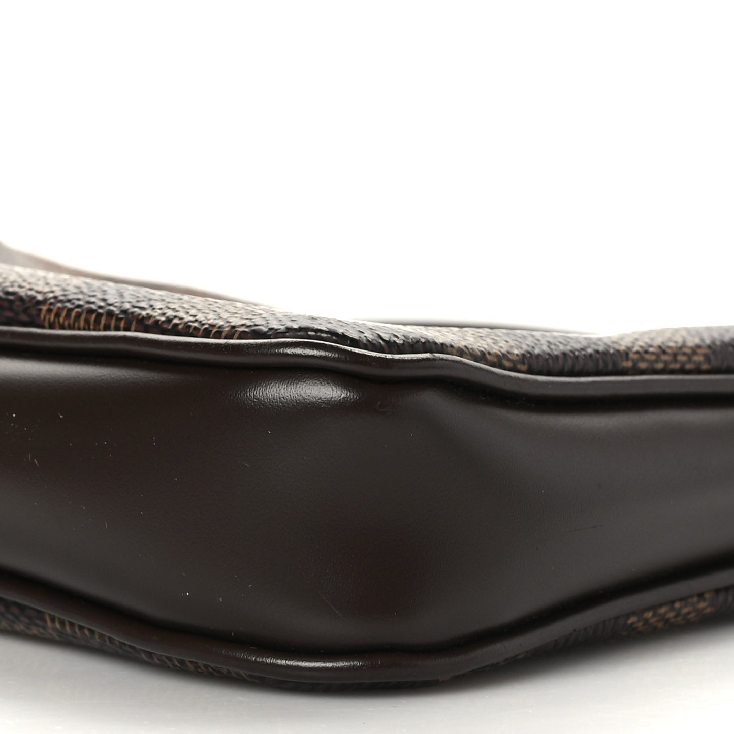 Damier Ebene Navona Pochette Accessories