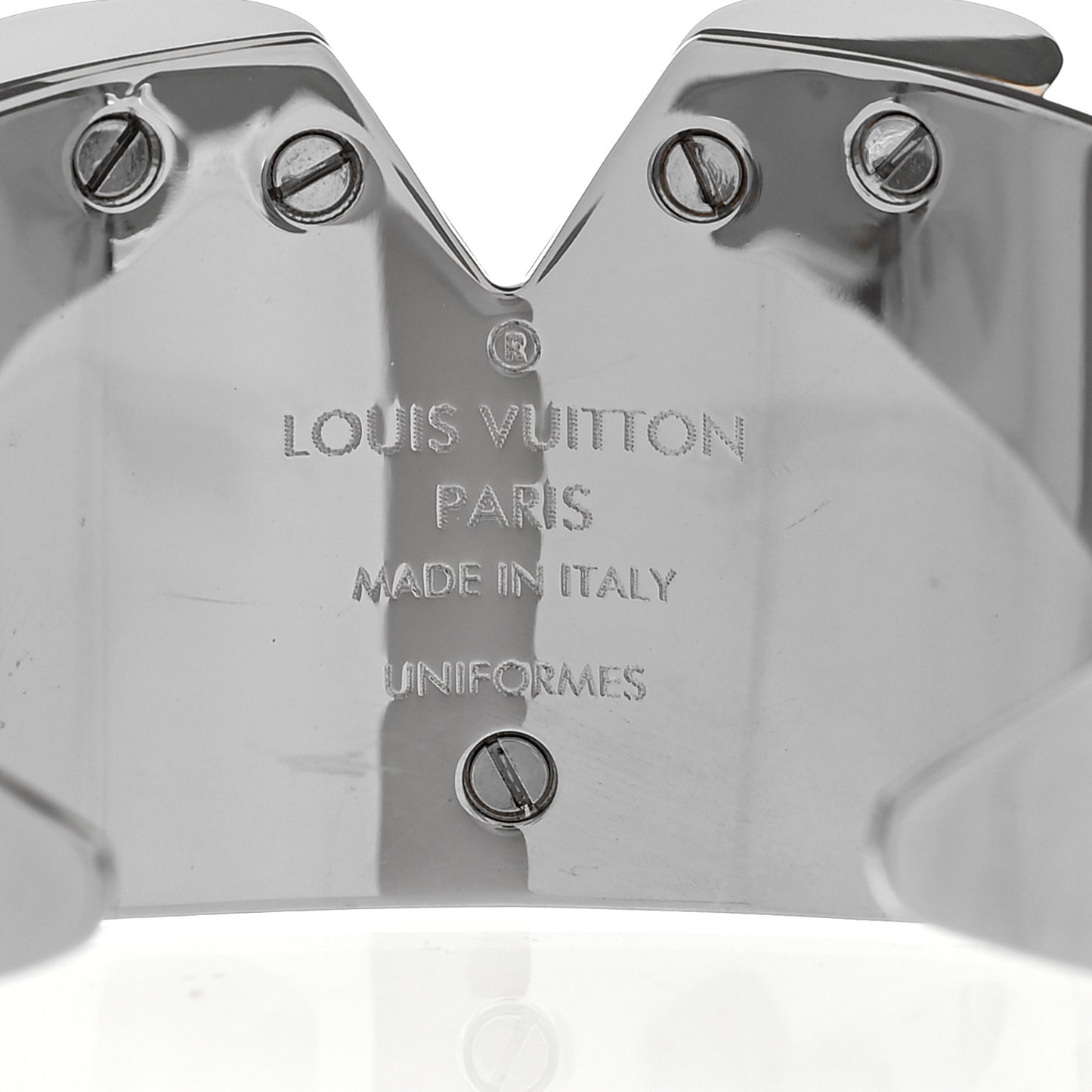 Metal Essential V Cuff Silver