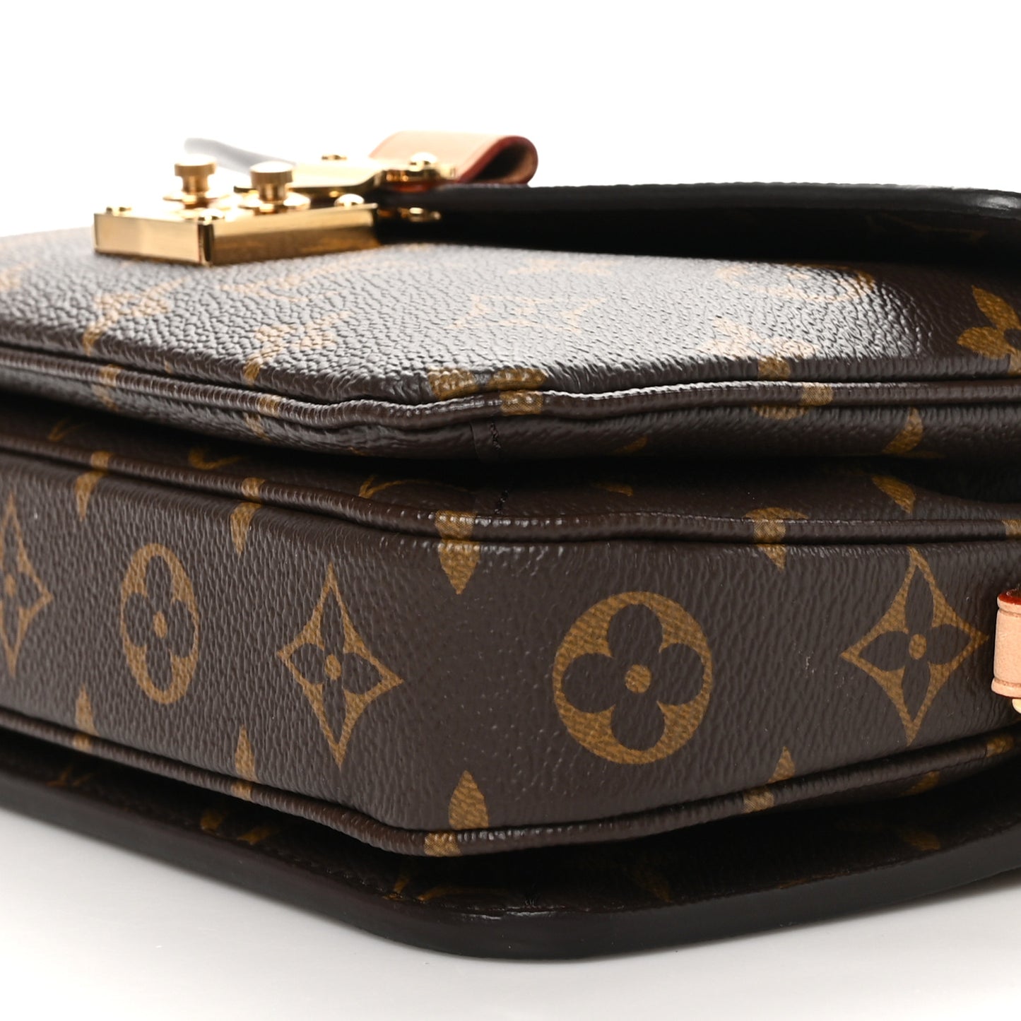 Monogram Pochette Metis East West