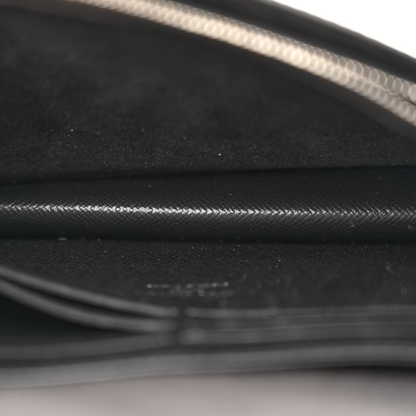 Epi Twist Belt Chain Wallet Black