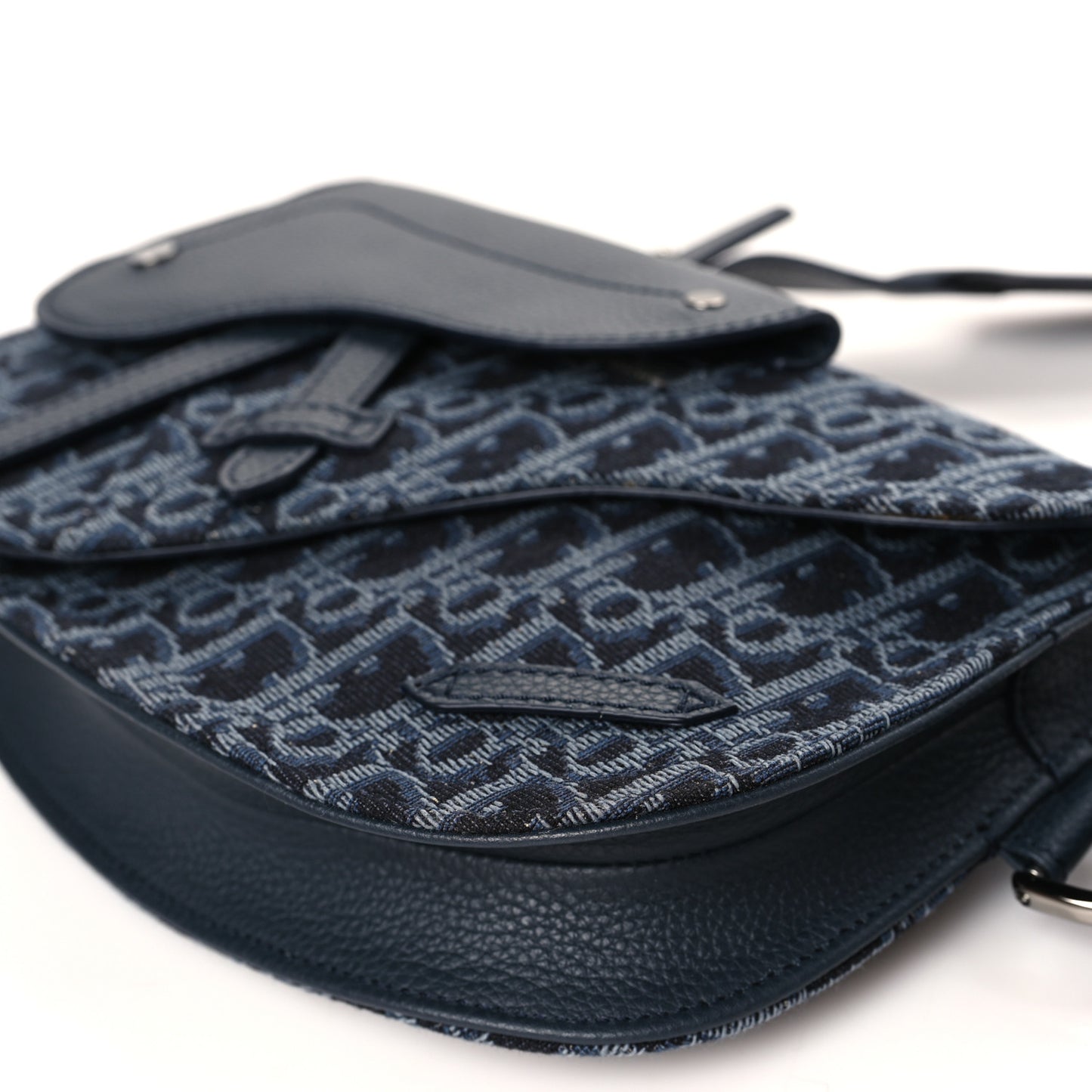 Oblique Saddle Messenger Pouch Blue