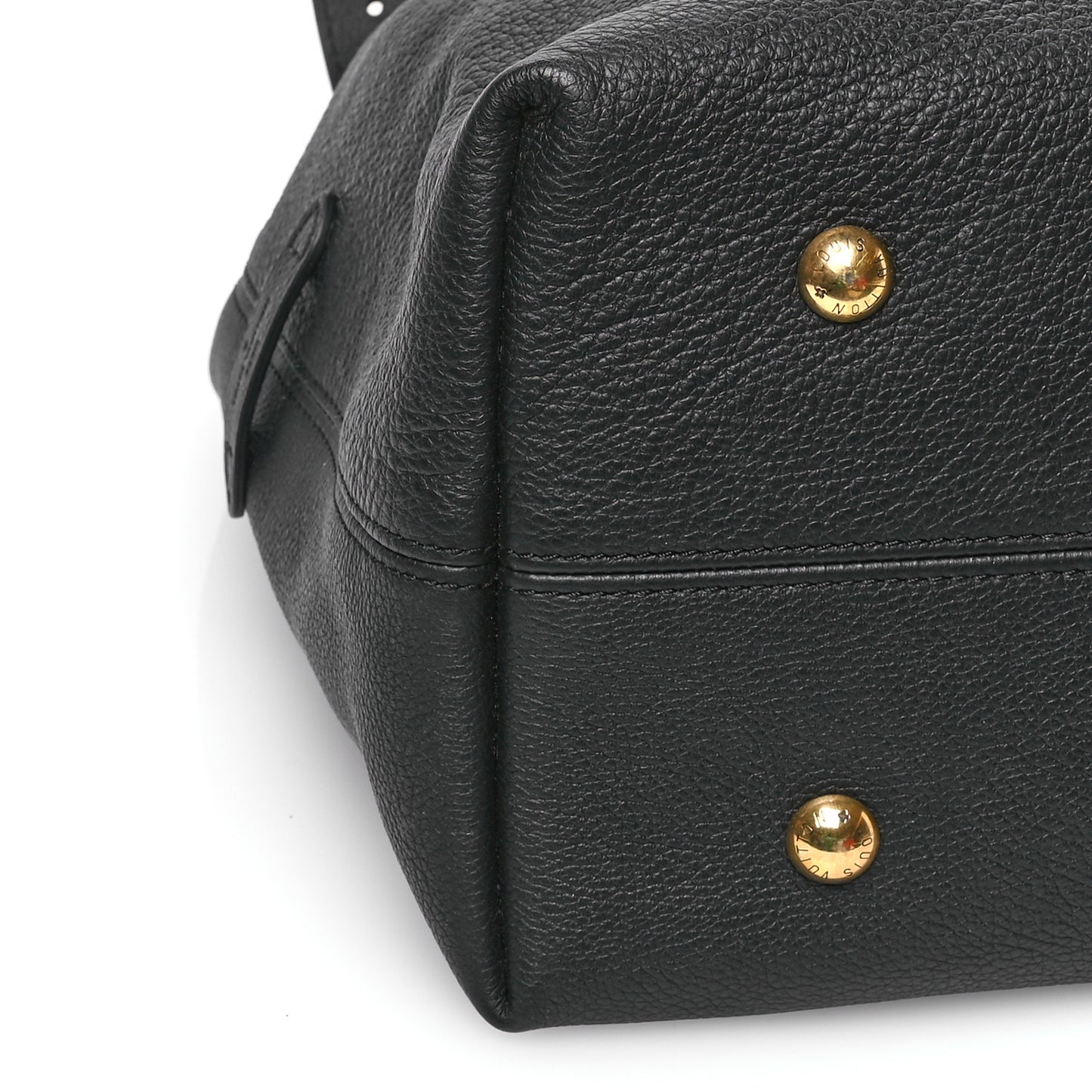 Grained Calfskin Low Key Hobo MM Black