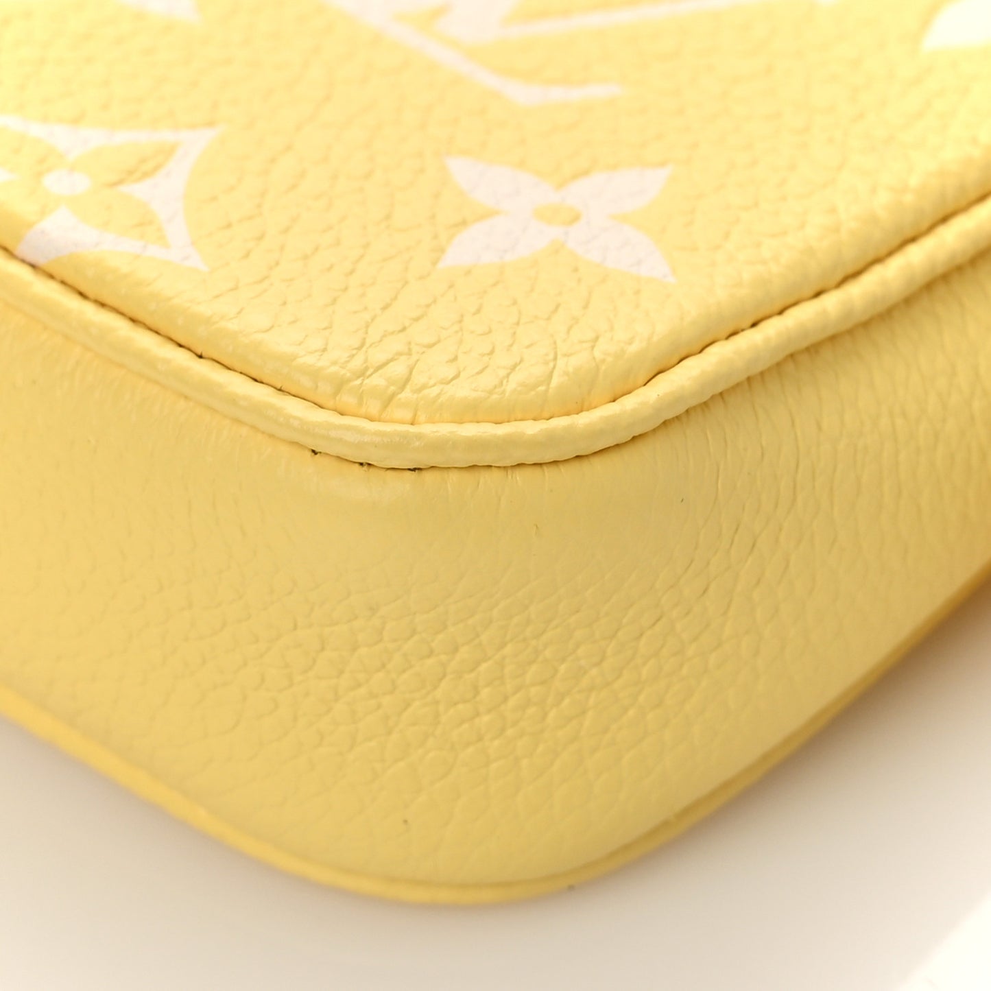 Empreinte Monogram Mini Pochette Accessories Lemon Curd Yellow