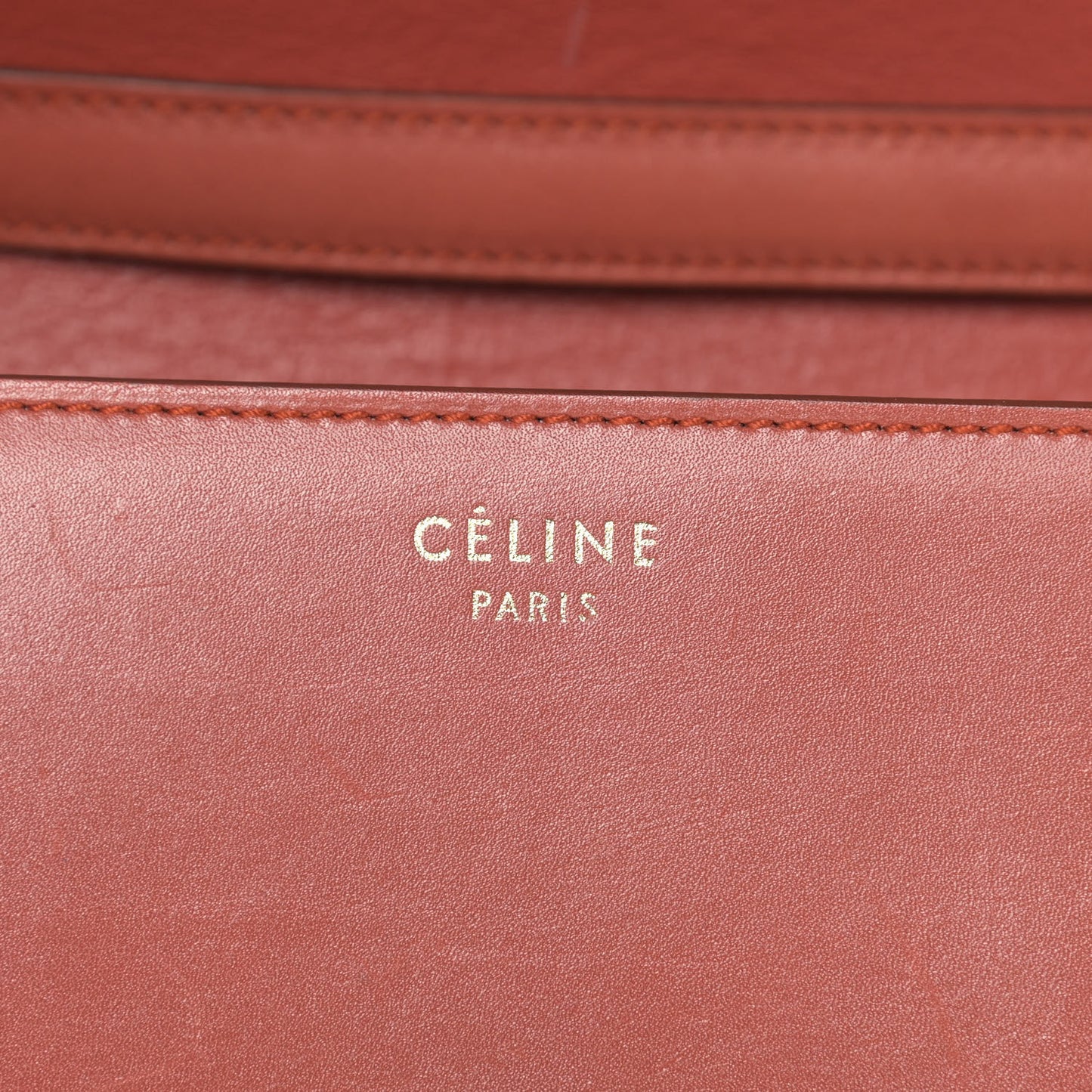 Box Calfskin Medium Classic Box Flap Bag Lipstick