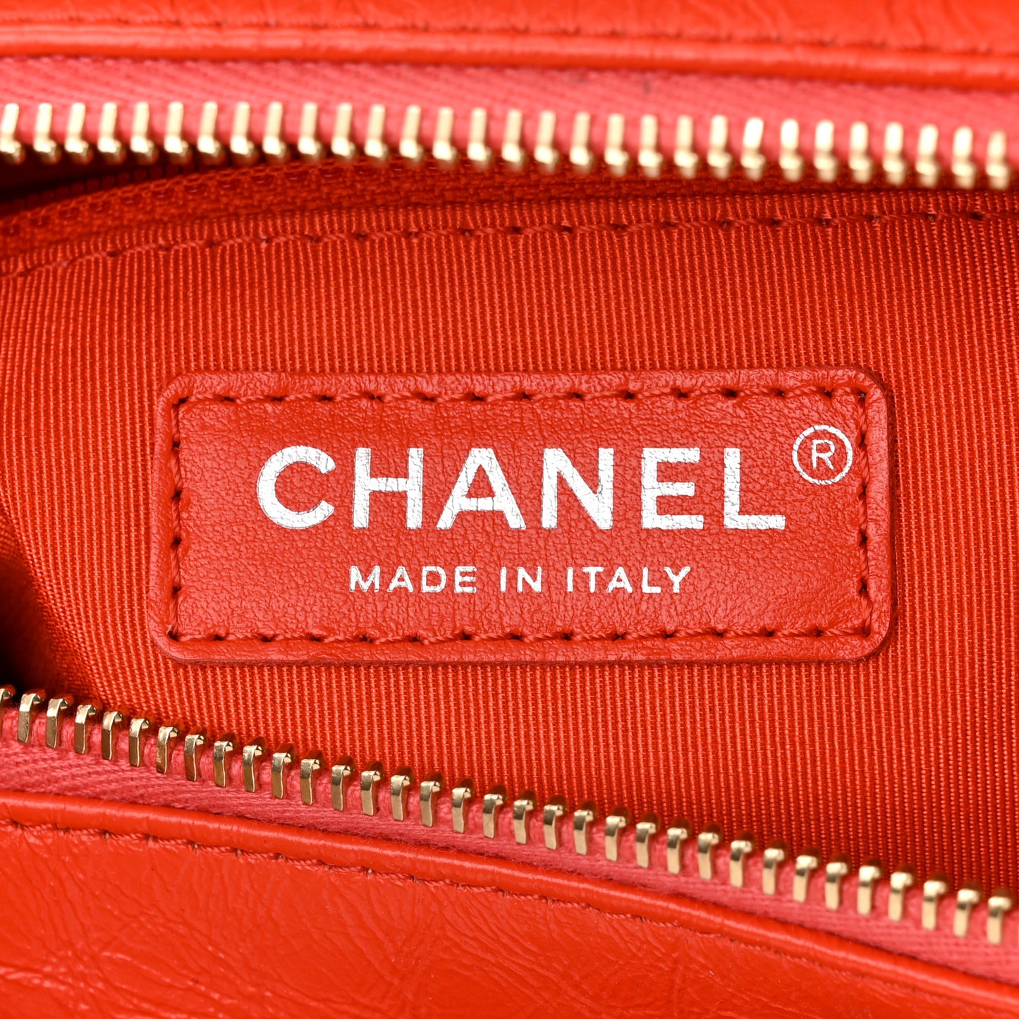 Aged Calfskin Quilted Small Gabrielle Hobo Red