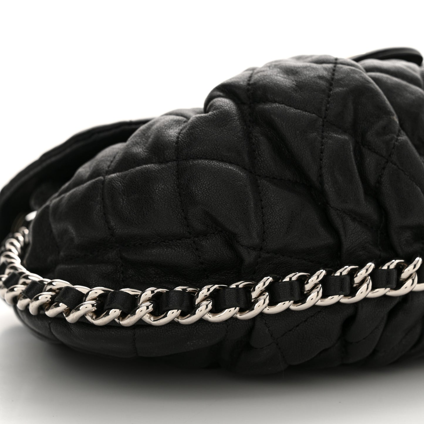 Washed Lambskin Quilted Medium Chain Around Messenger Black