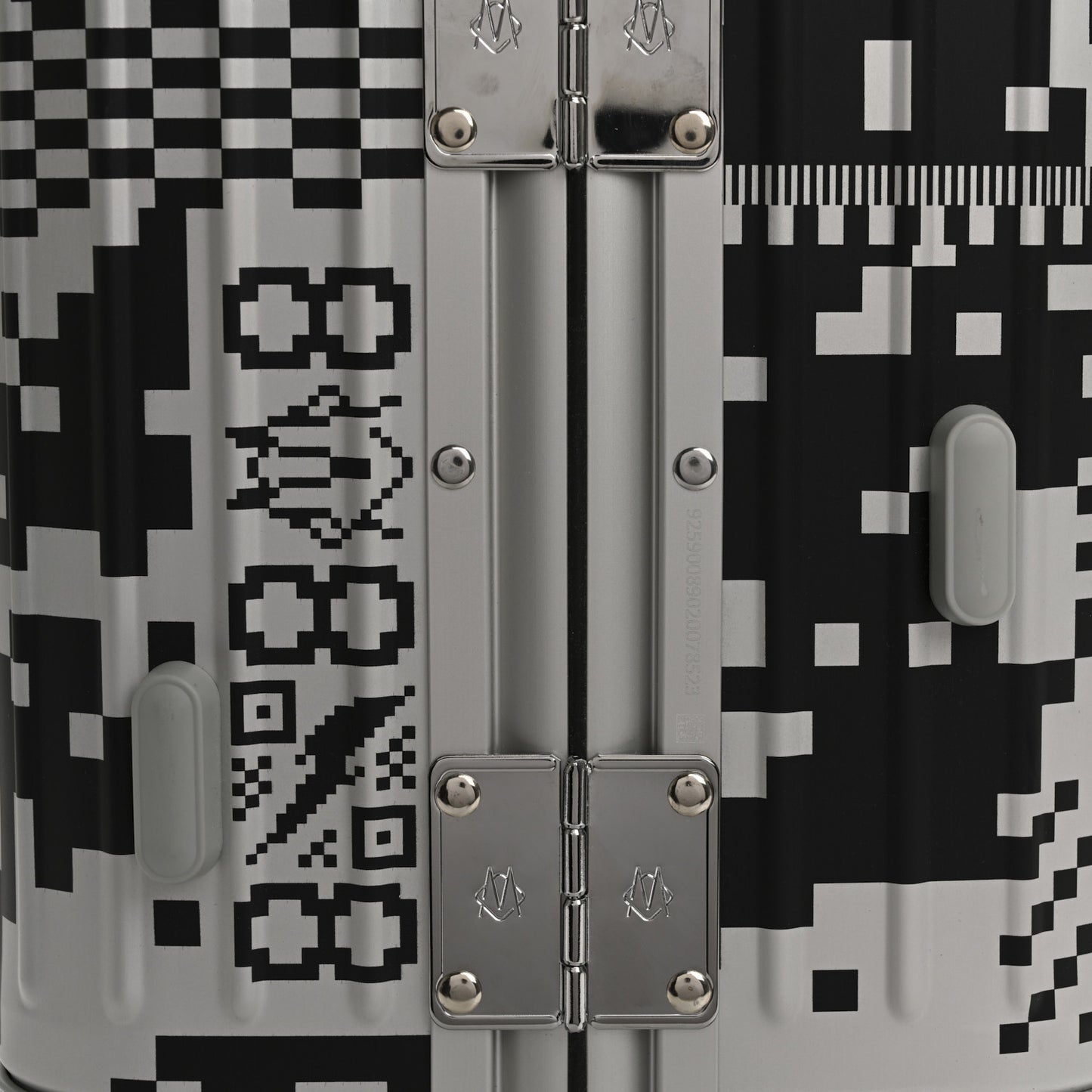 X RTFKT Polycarbonate Printed Original Twist Cabin Silver Black
