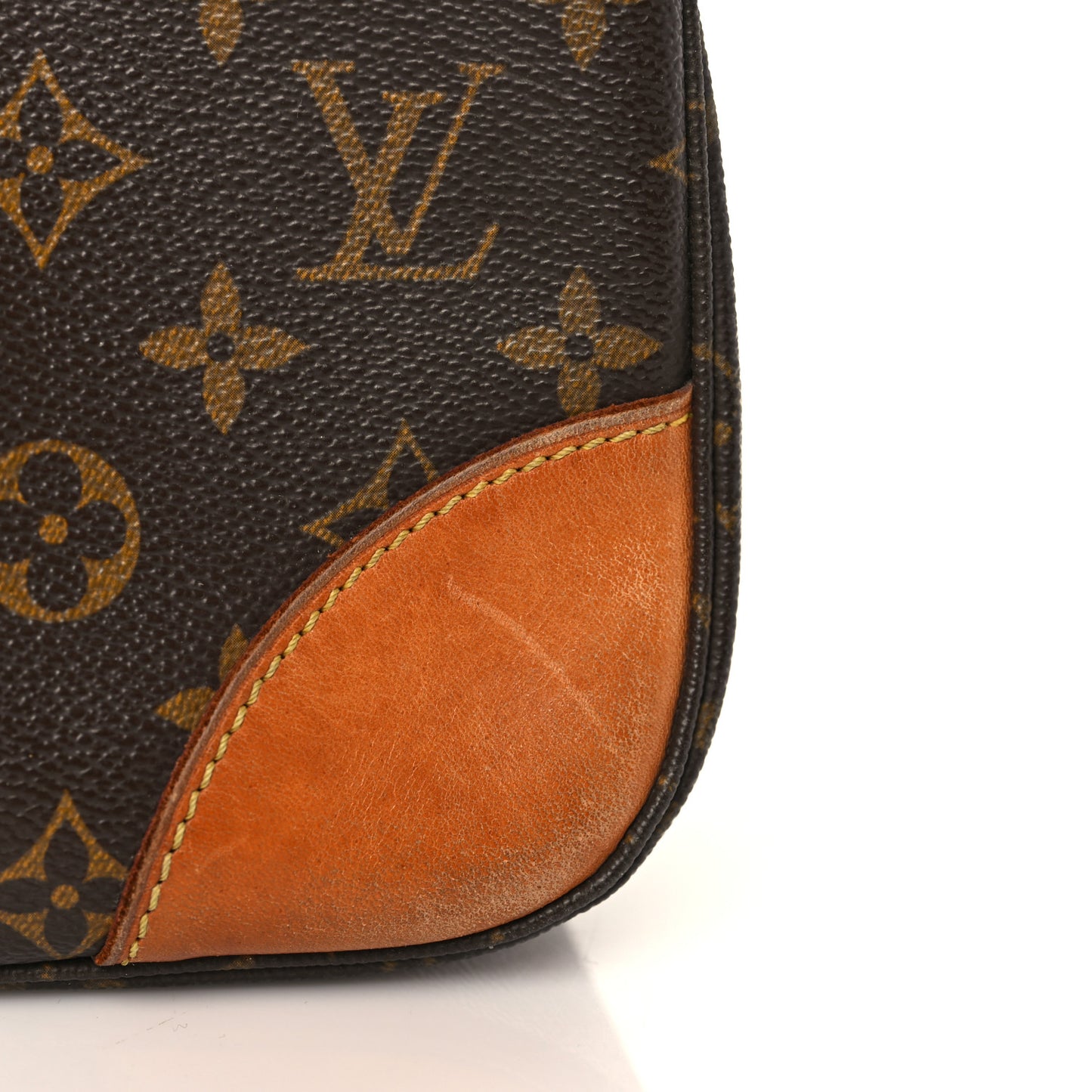 Monogram Boulogne 30
